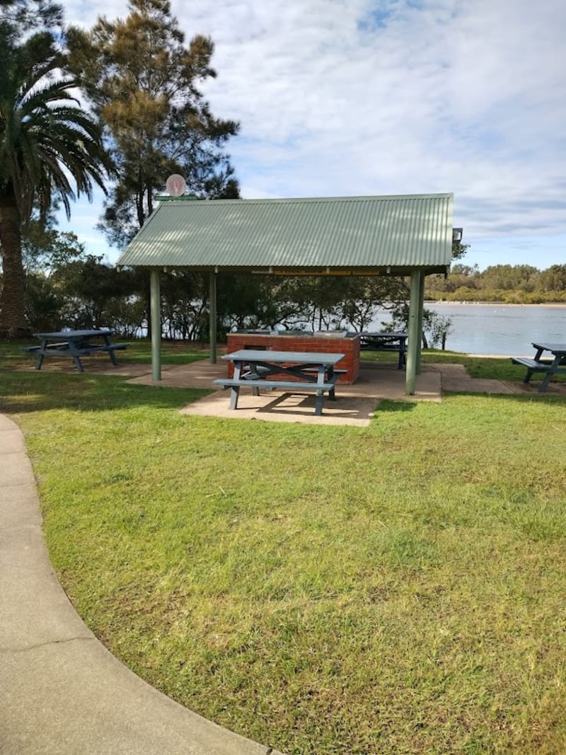 NAMBUCCA HEADS BOAT RAMP BBQ Area