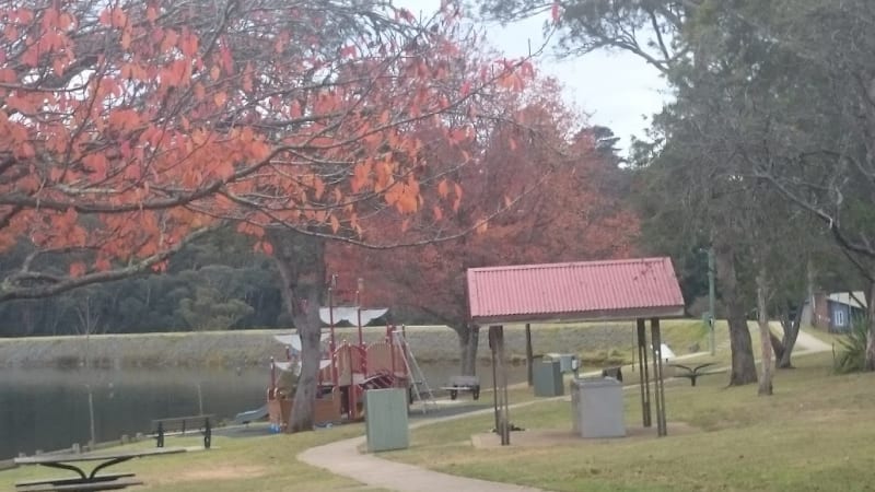 WENTWORTH FALLS LAKE BBQ Area