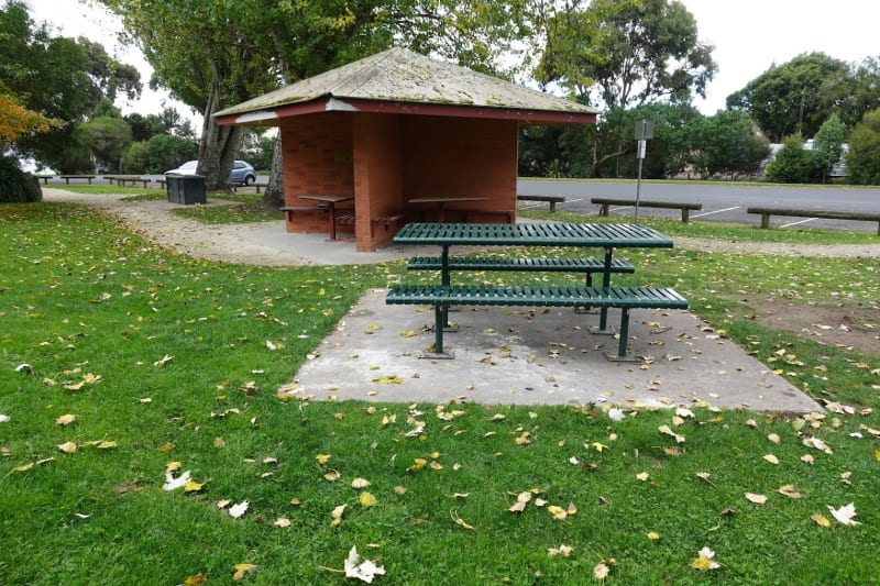 COLAC BOTANIC GARDENS BBQ Area