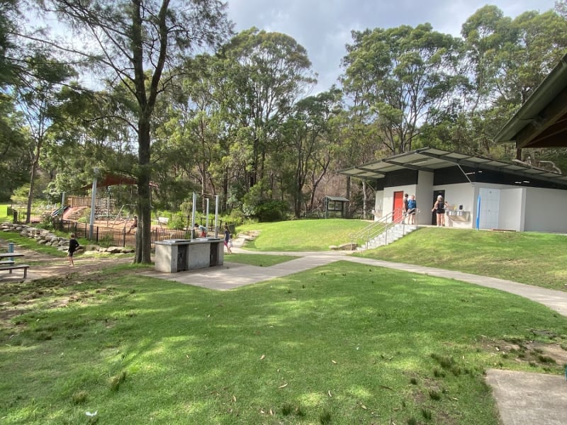 MANLY DAM PLAYGROUND BBQ Area