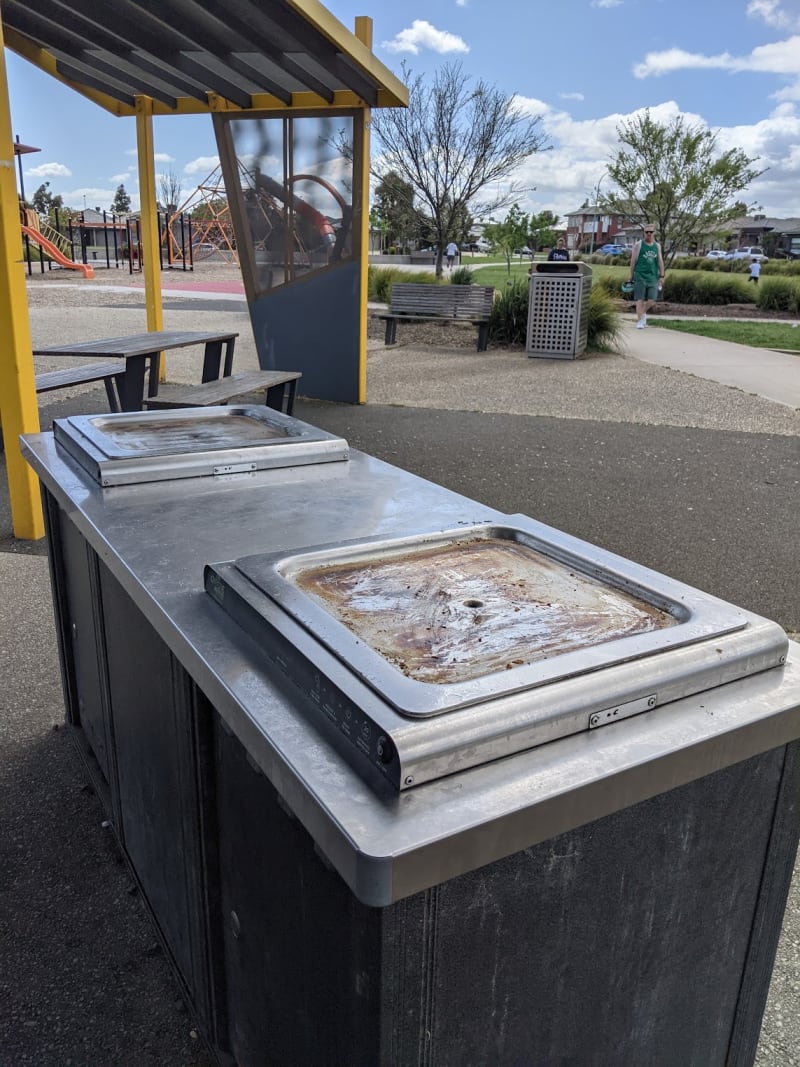 TRUEMAN RESERVE PLAYGROUND BBQ Area