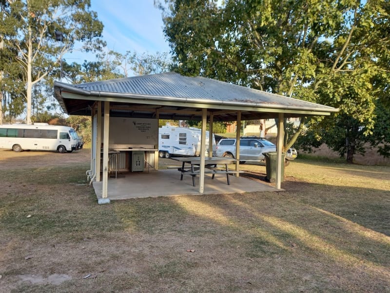 MURGON 24HR RV STOP BBQ Area