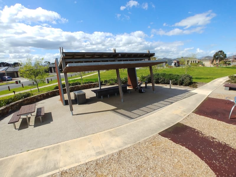 PASADENA BOULEVARD PLAYGROUND BBQ Area