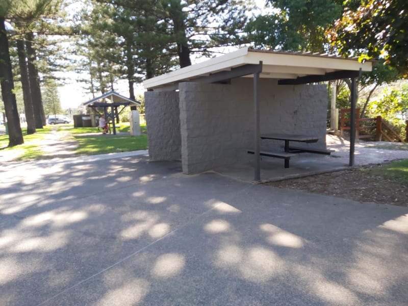 BURLEIGH ROTARY PARK  BBQ Area