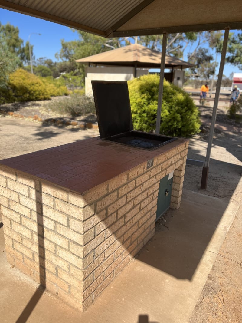 MECKERING EARTHQUAKE MEMORIAL BBQ Area