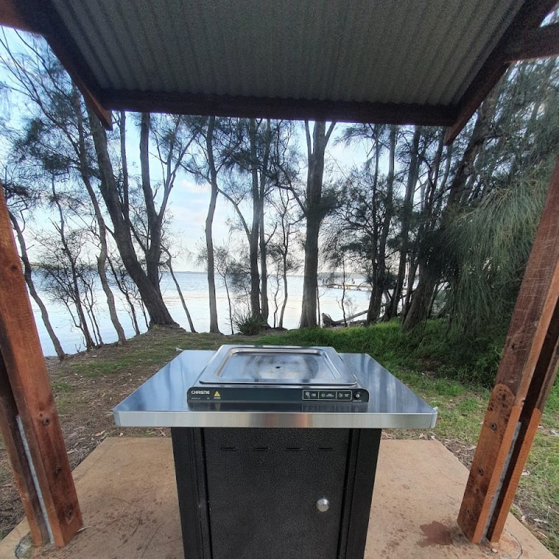 KINGFISHER RESERVE BBQ Area