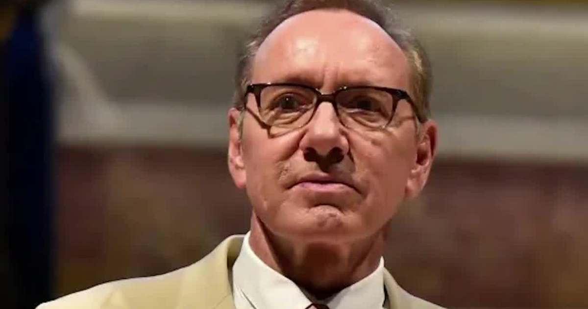 Kevin Spacey Says He’s “Not Homeless” After Viral Headlines