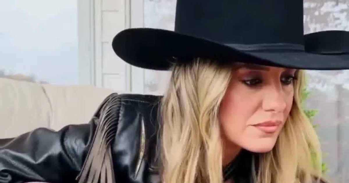 Lainey Wilson Wins Entertainer of the Year and Teases Her Wedding