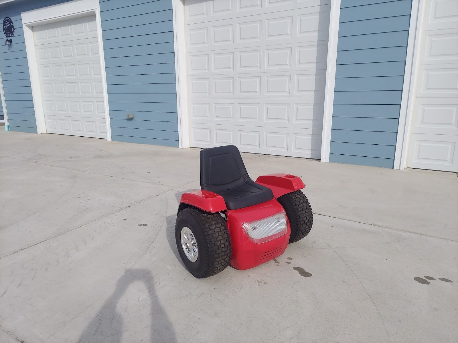 Tractor Chair at Gone Farmin' Spring Classic 2023 as S174 Mecum Auctions