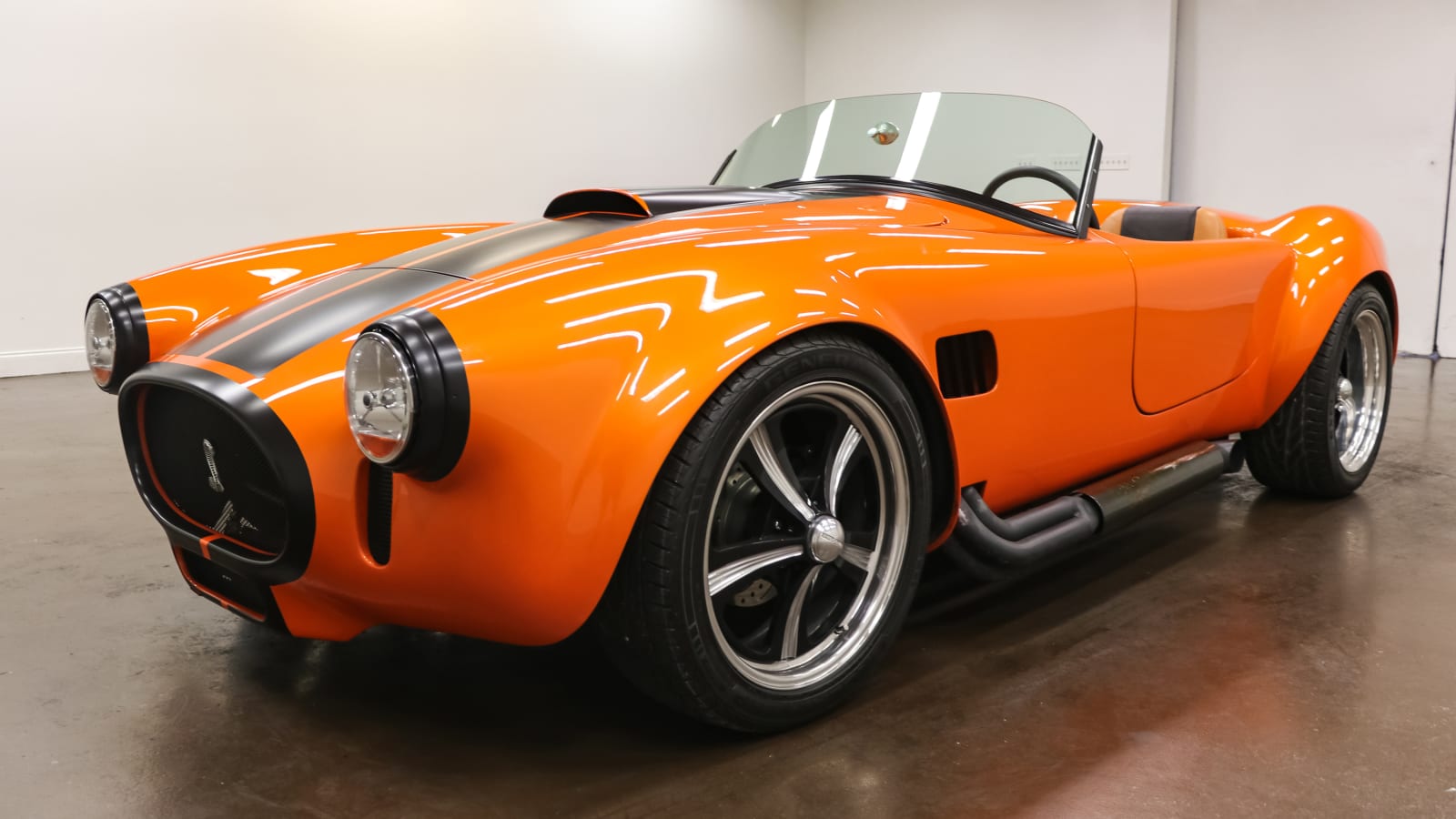 2010 Street Beast Shelby Cobra Replica at Dallas 2022 as F219.1 Mecum Auctions