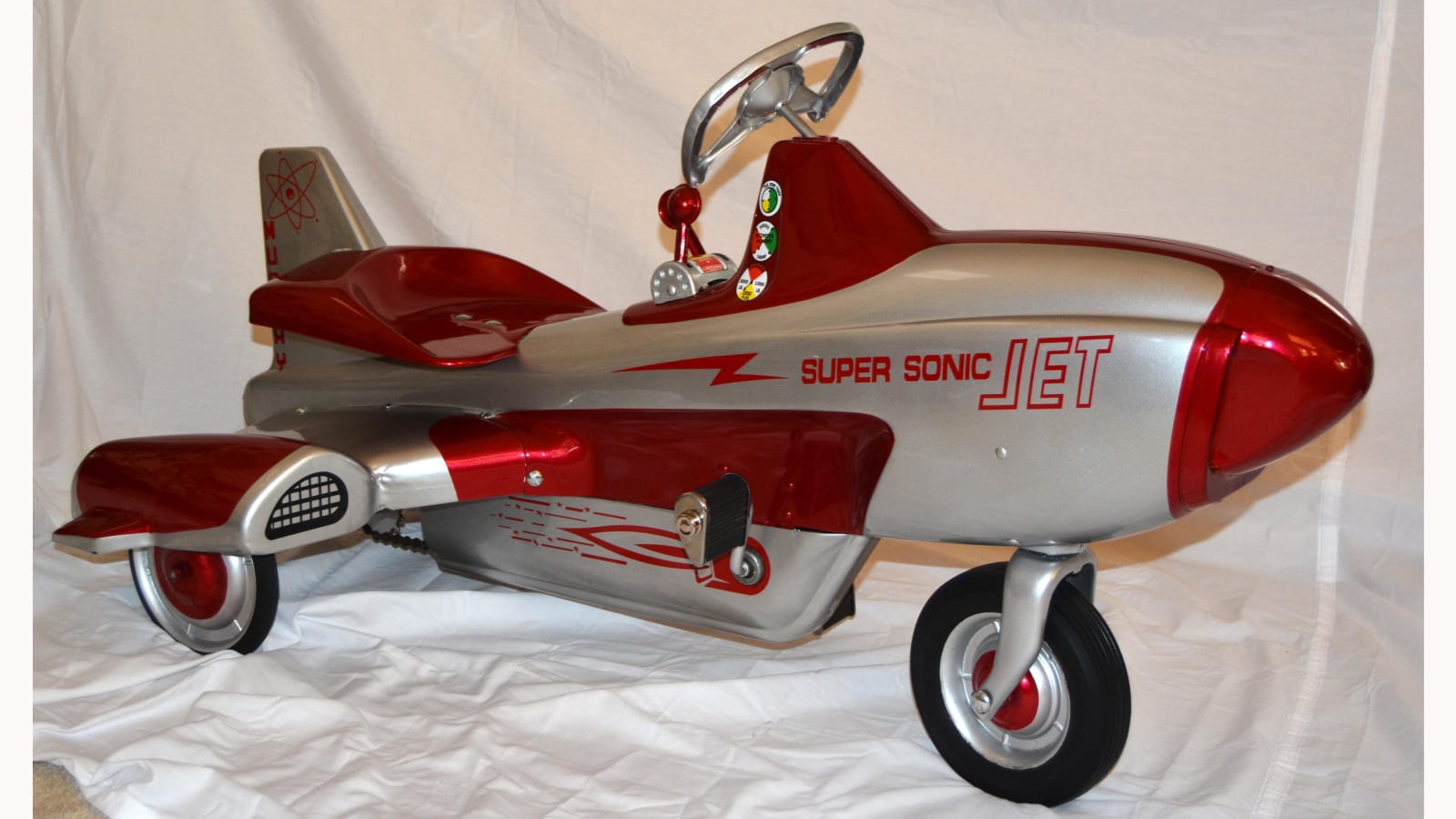 Murray Super Sonic Jet Pedal Car Restored 48x24x25 at Kissimmee 2017 as