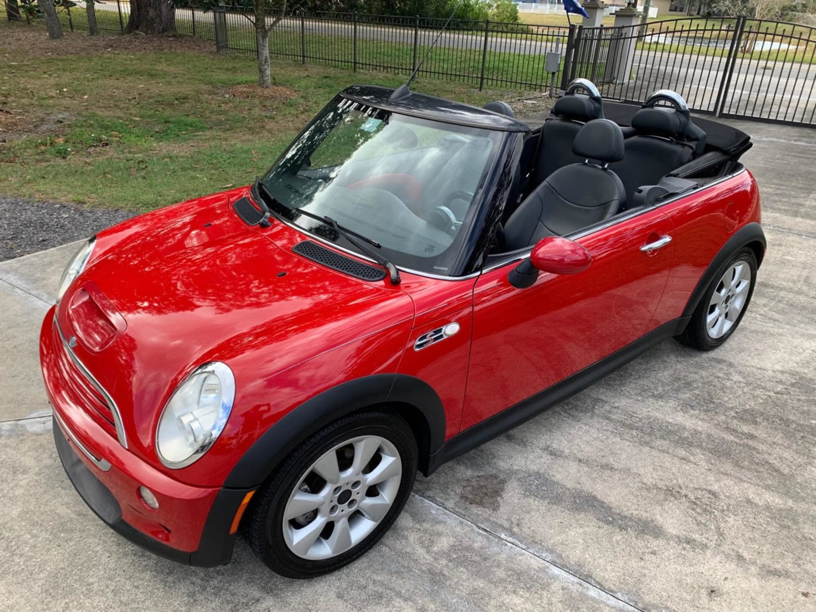 2006 Mini Cooper S Convertible at Kissimmee 2021 as G69.1 Mecum Auctions