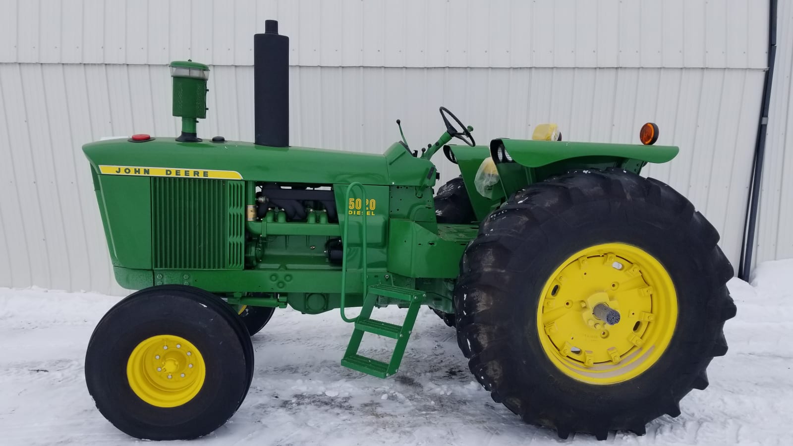 1967 John Deere 5020 at Davenport 2020 as S54 Mecum Auctions