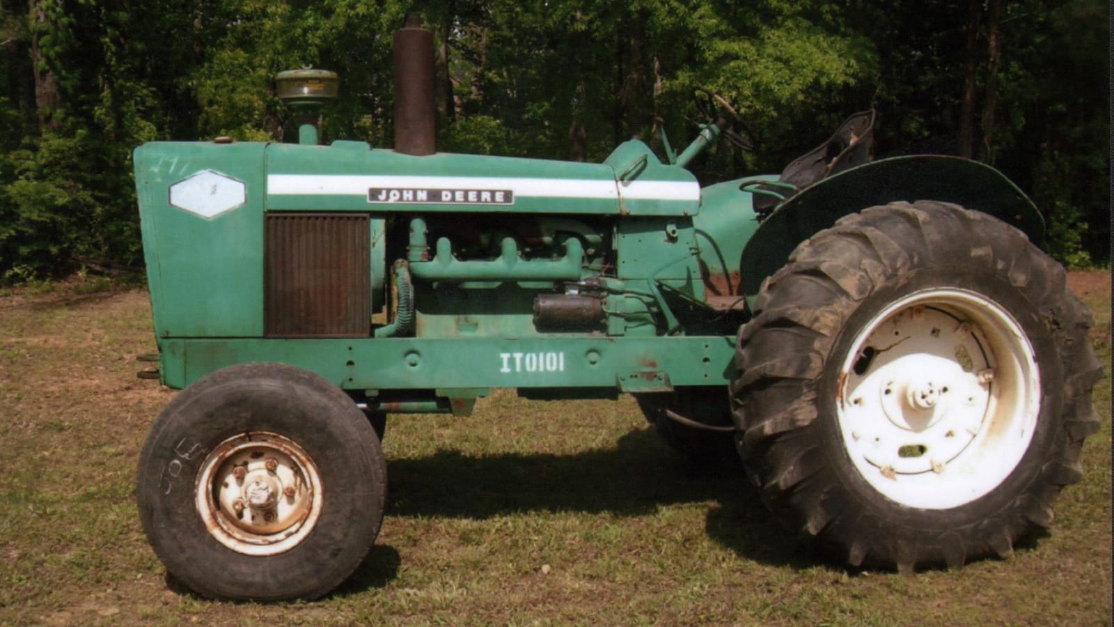 1966 John Deere 600 at Gone Farmin' Nashville 2015 as S108 - Mecum Auctions