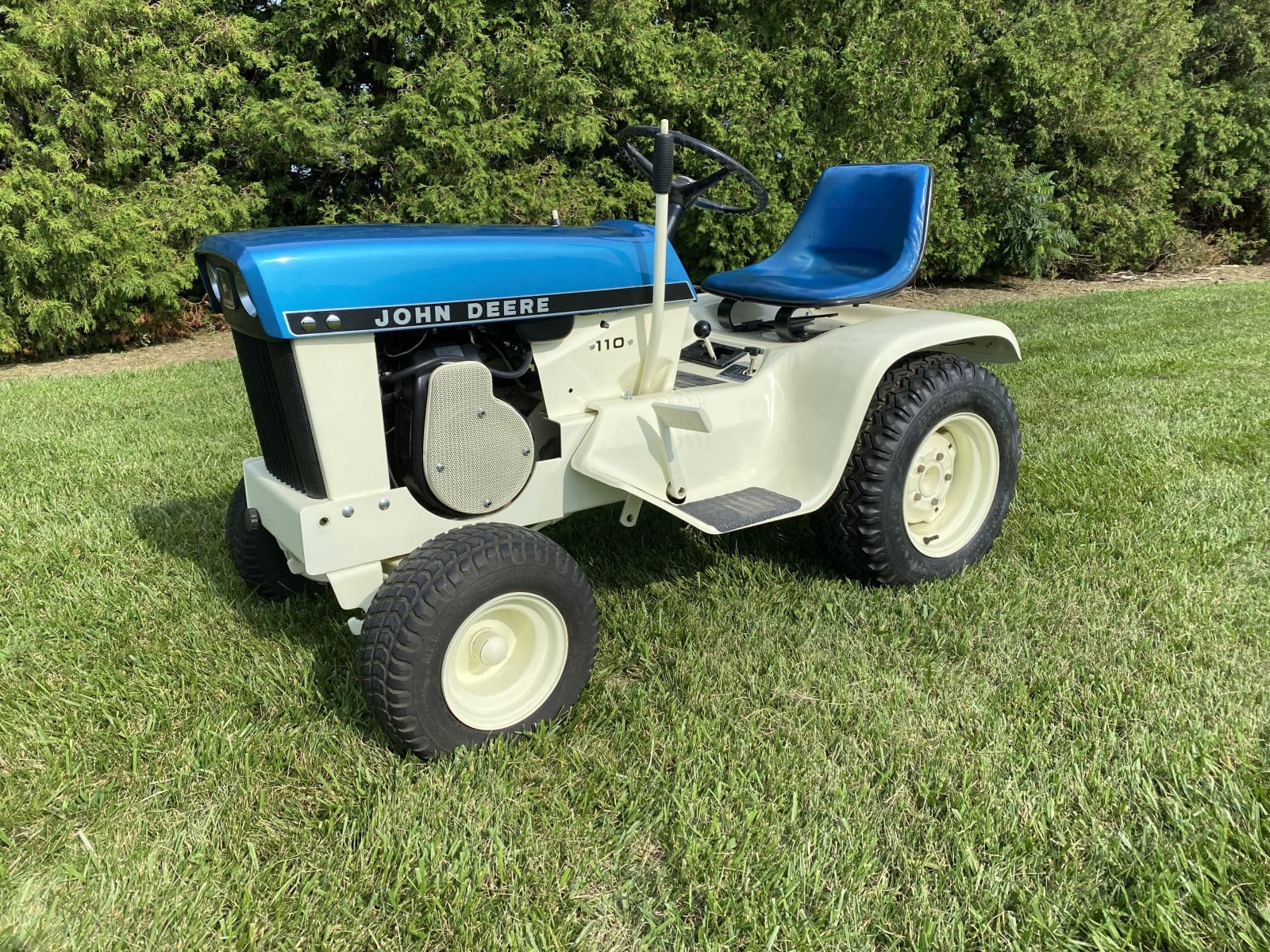 1970 John Deere 110 Patio Tractor at Gone Farmin' Fall Premier 2022 as