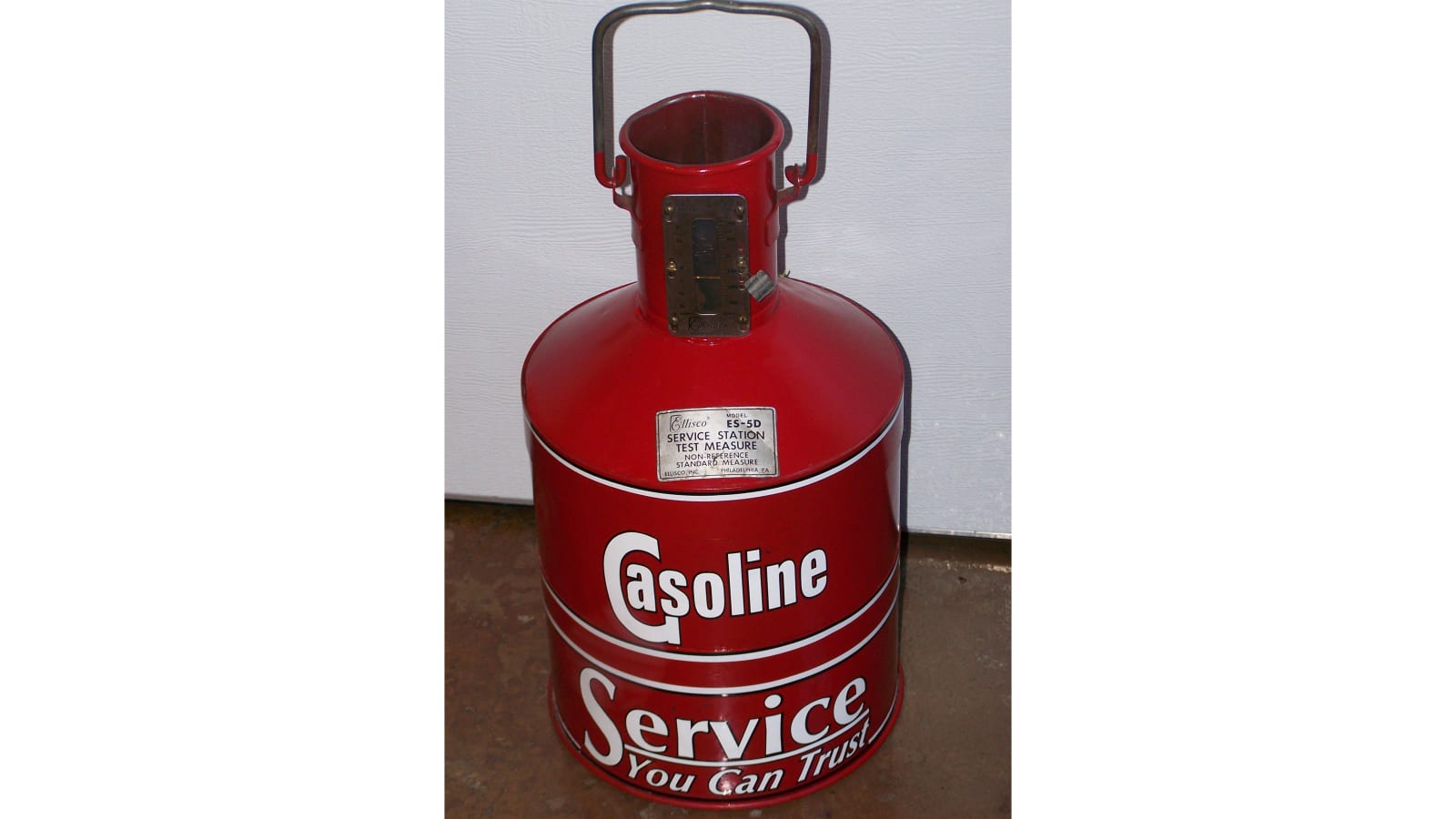 Gasoline 5 Gallon Test Can at Indy 2016 as J28 Mecum Auctions
