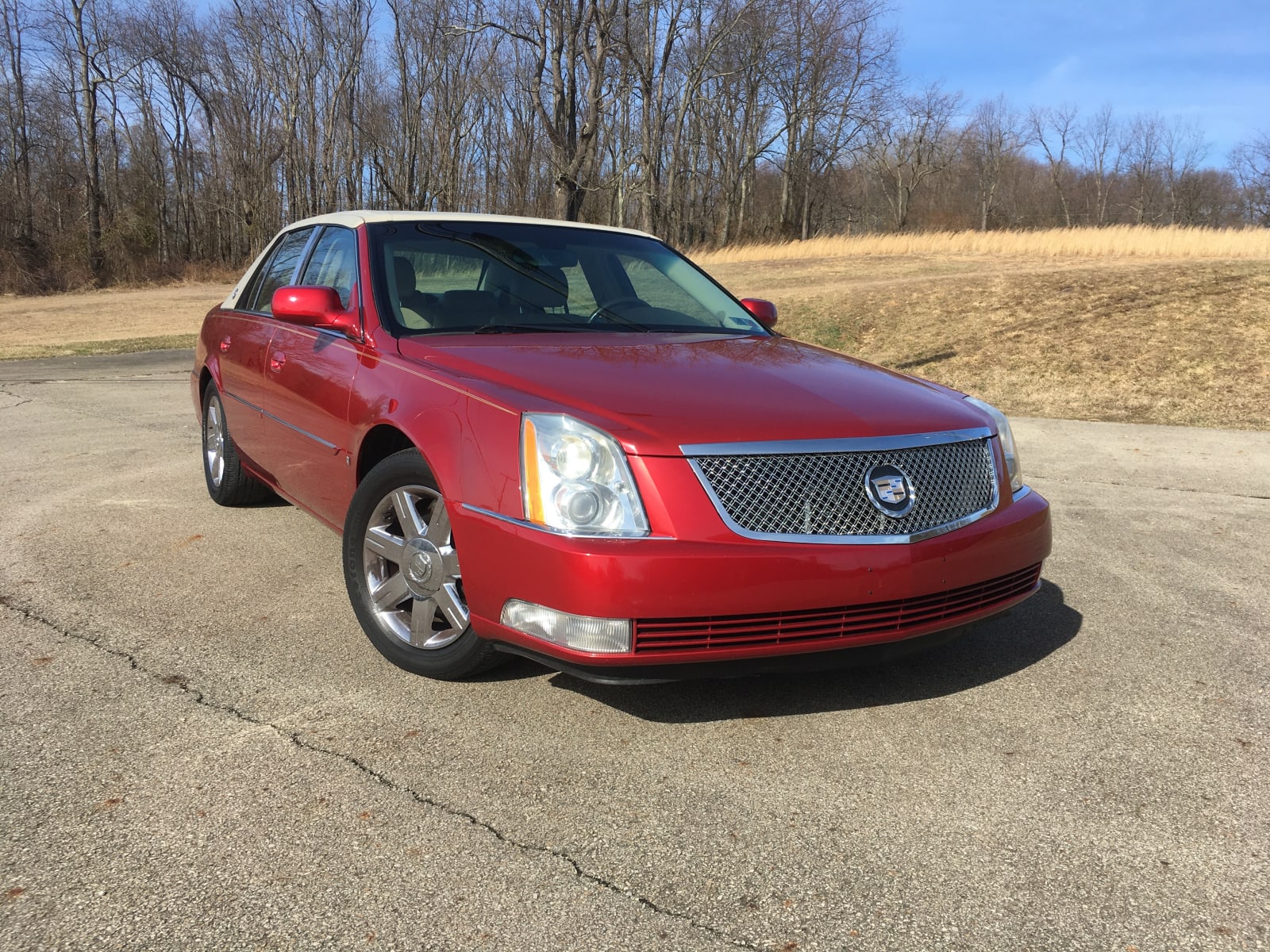 2007 Cadillac DTS at Indy 2020 as G86 Mecum Auctions