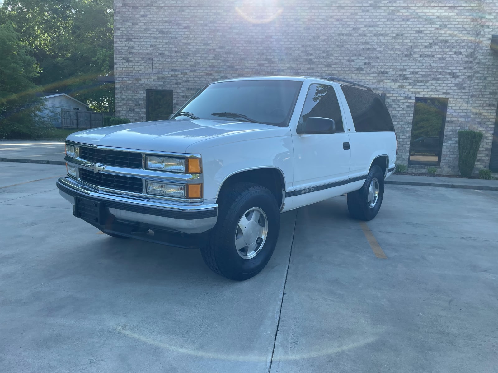 1995 Chevrolet Tahoe at Indy 2022 as L4 - Mecum Auctions