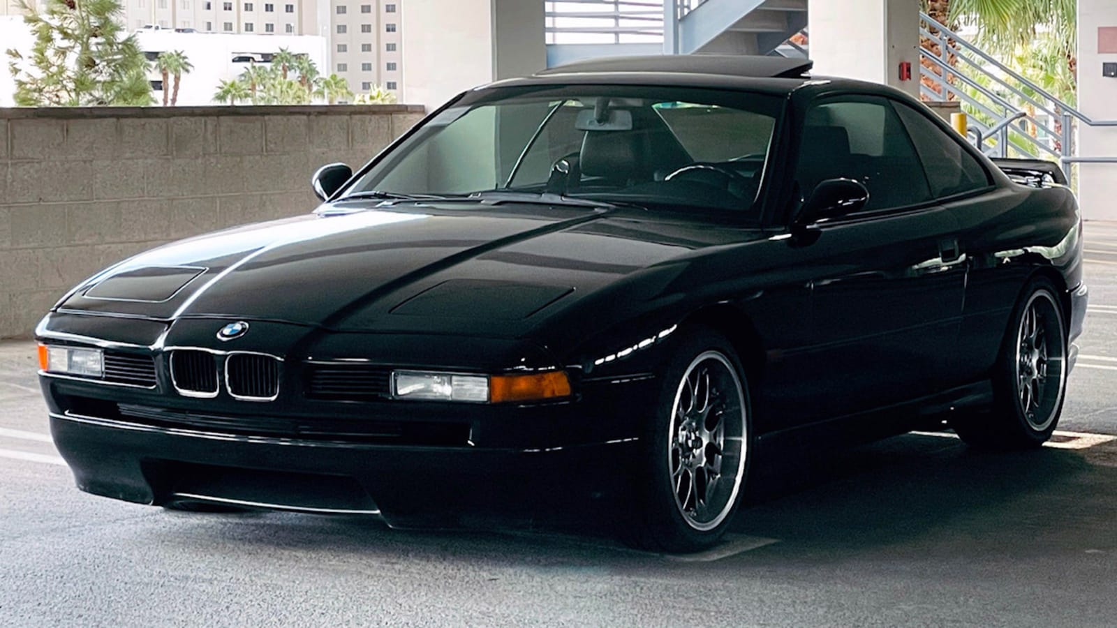 1997 BMW 850ci at Indy 2022 as L161 - Mecum Auctions