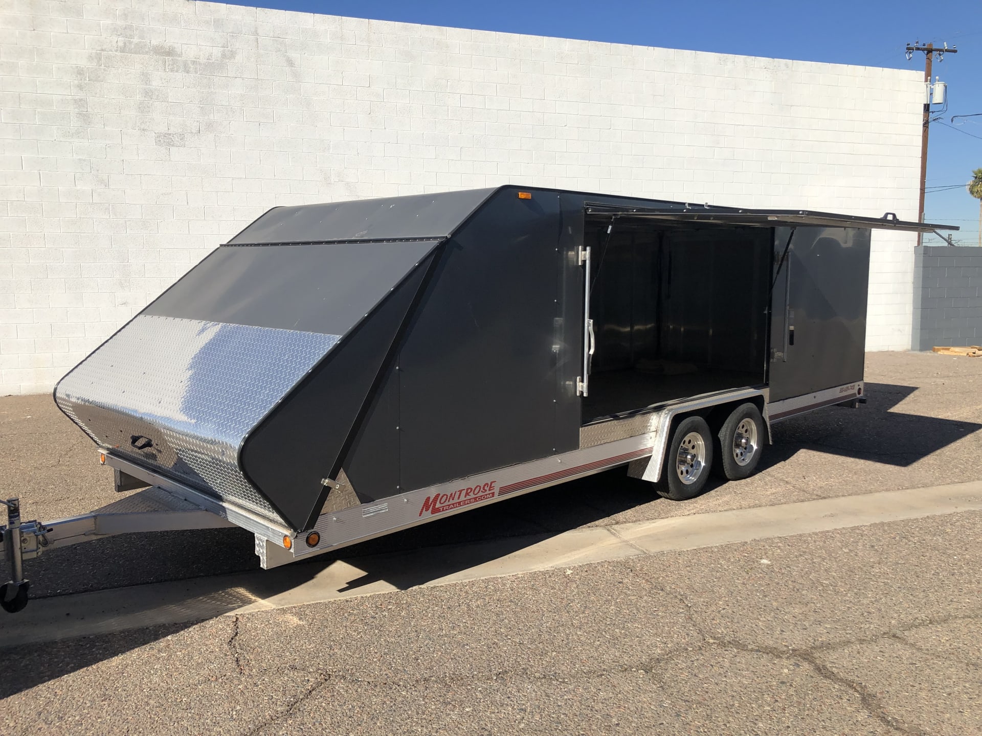 2014 Montrose 22' Enclosed Trailer at Phoenix 2019 as T244 Mecum Auctions