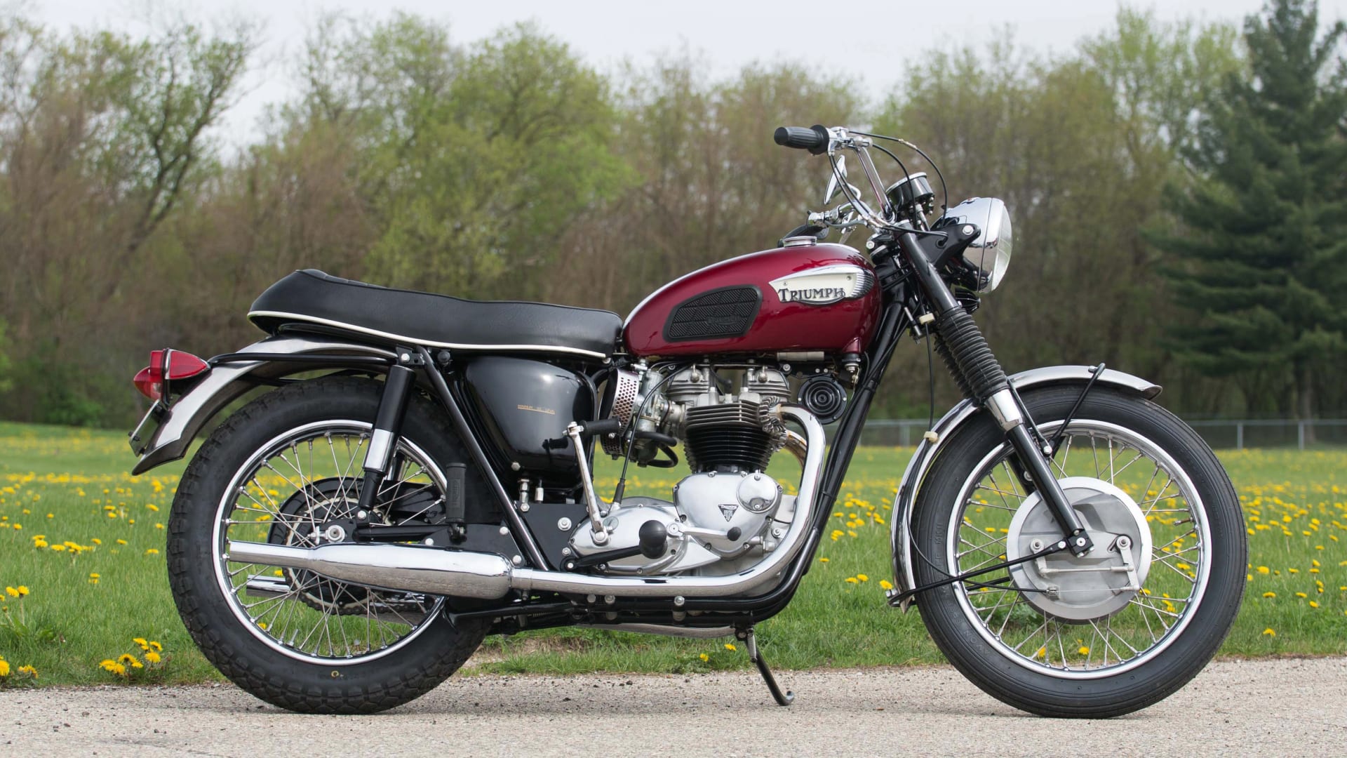 1968 Triumph Bonneville at Chicago Motorcycles 2016 as S134 Mecum