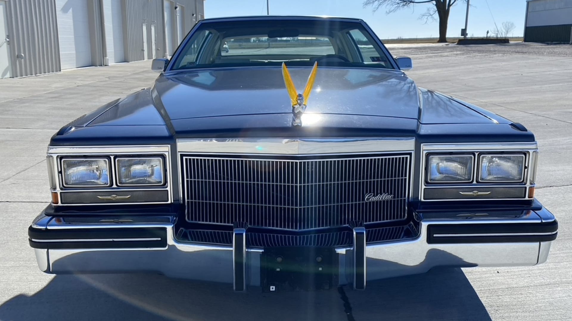 1984-cadillac-coupe-deville-at-glendale-2022-as-w78-mecum-auctions