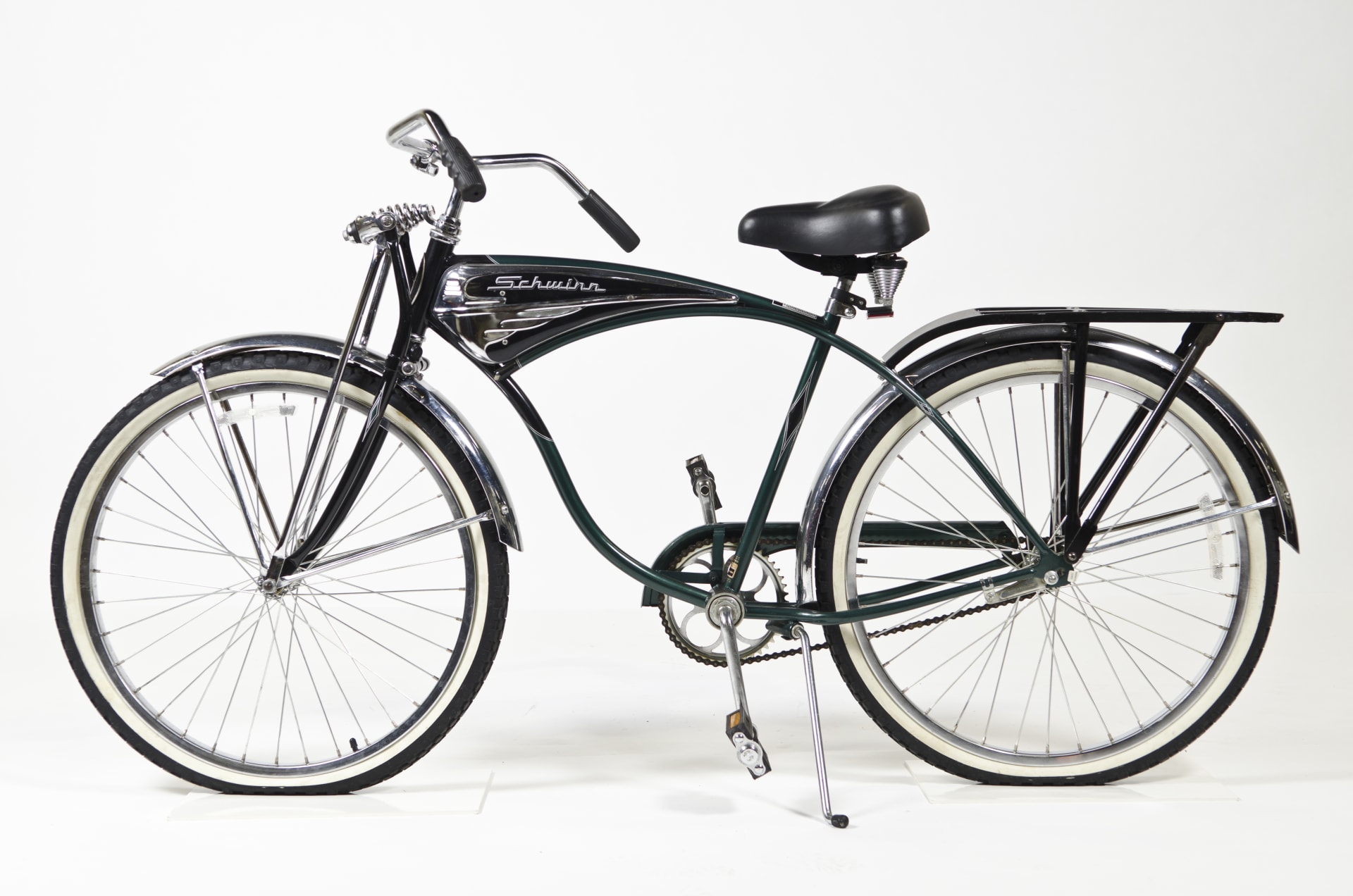 Schwinn Cruiser Deluxe Bicycle at Fran and Ron Green's Verde Classics