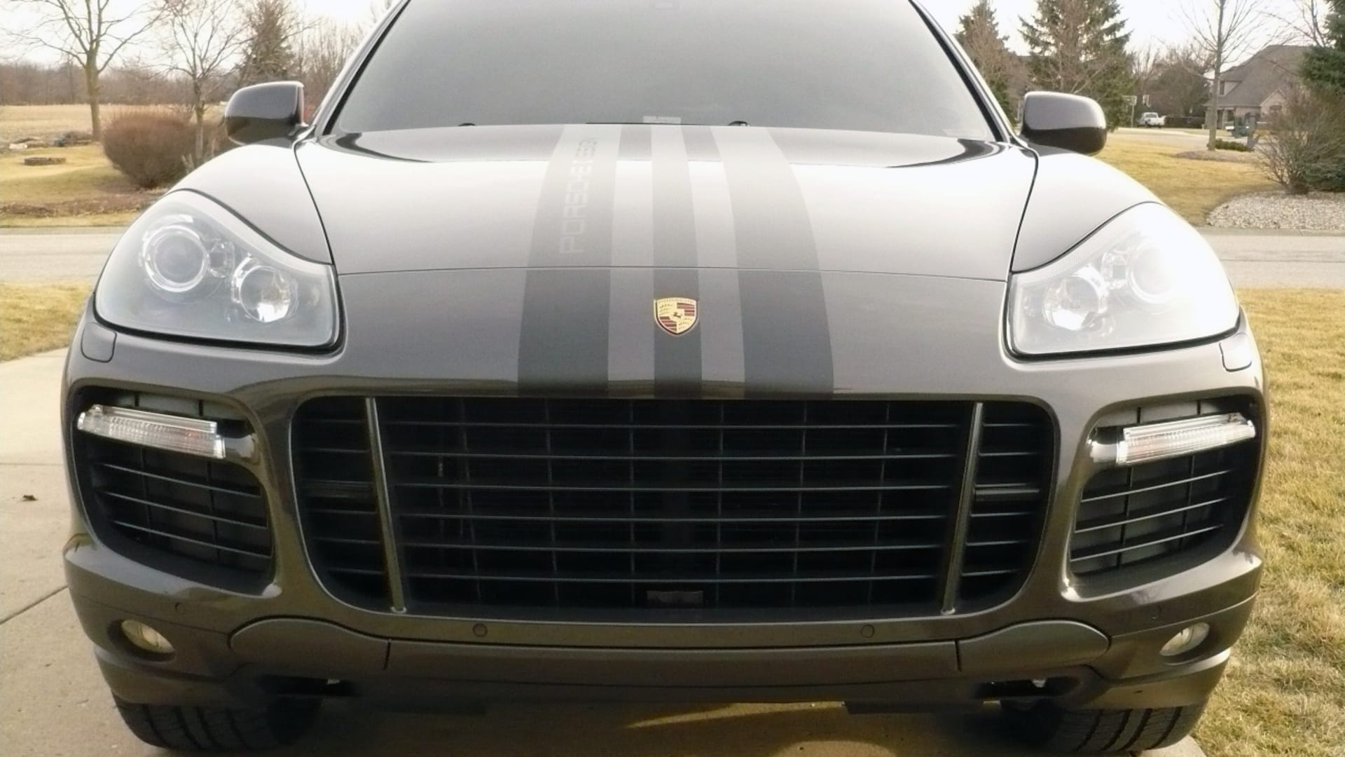 2010 Porsche Cayenne GTS Design Edition 3 at Chicago 2017 as S168