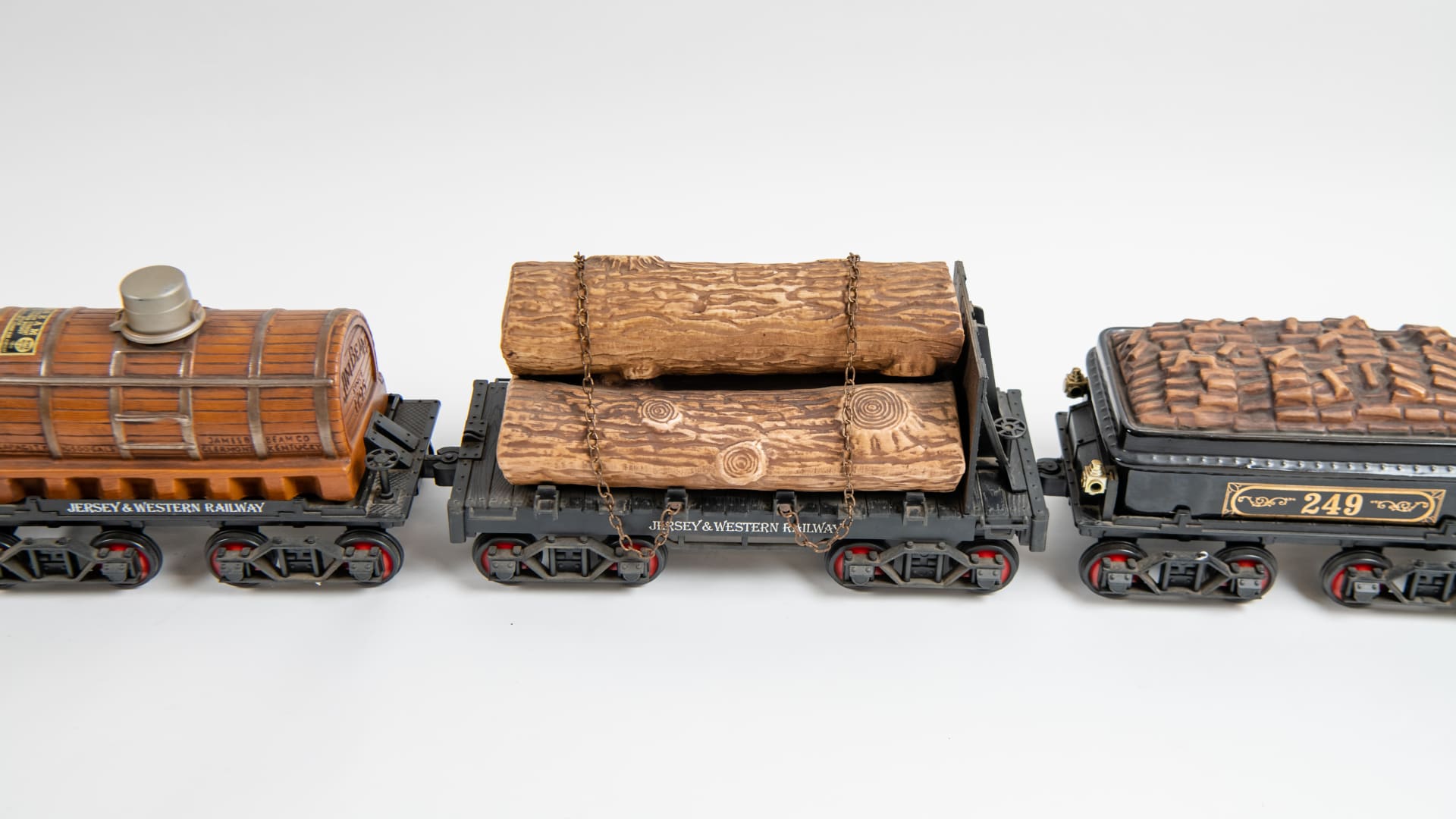 Jim Beam Decanter Train at Chicago 2021 as Z238 Mecum Auctions