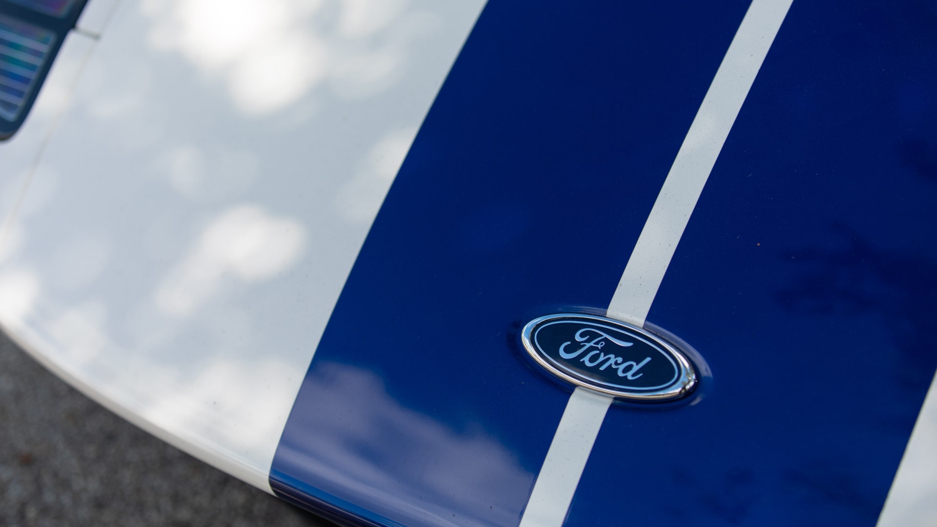 2005 Ford GT at Chattanooga 2022 as S144 - Mecum Auctions