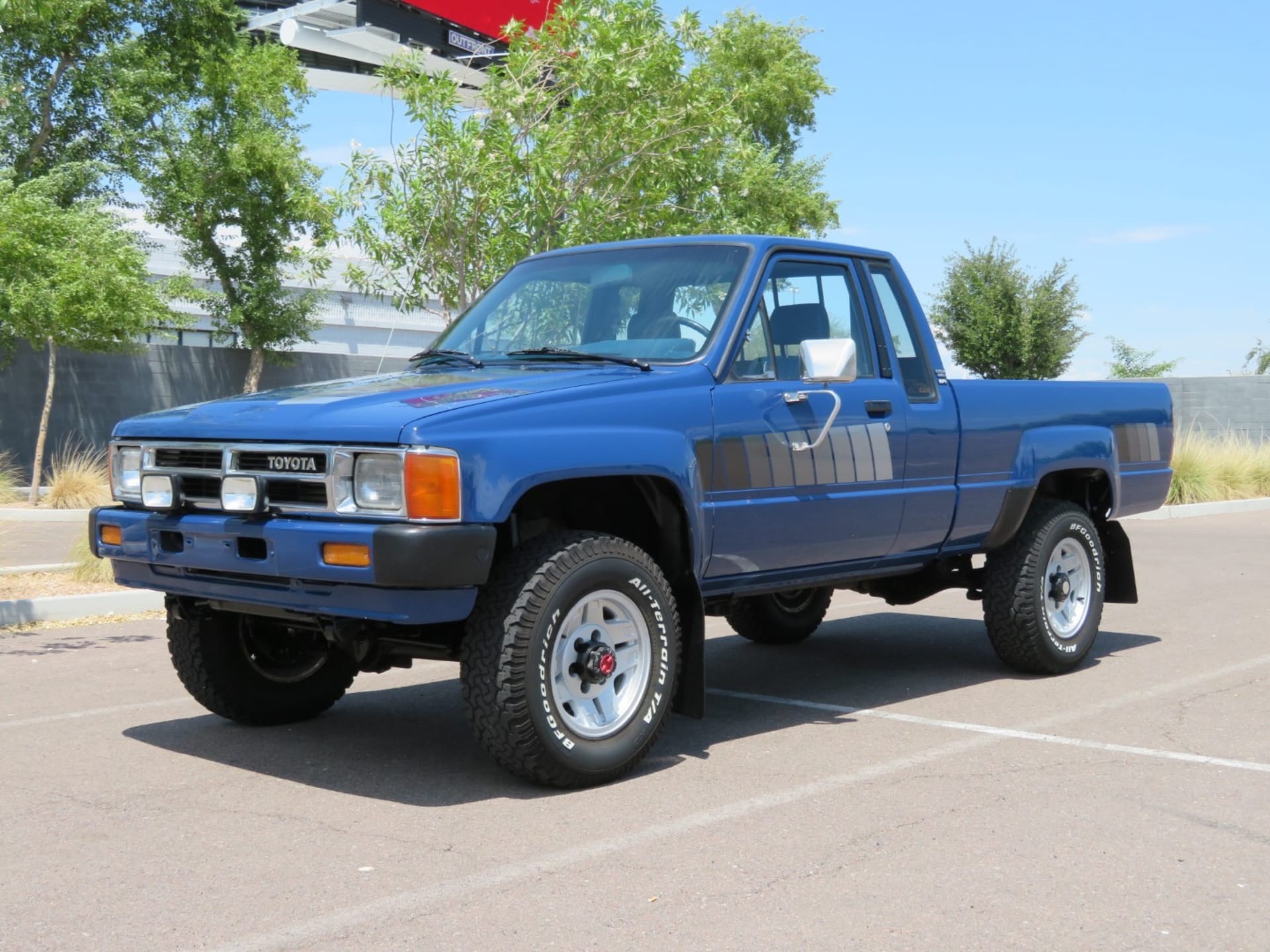 1985 Toyota SR5 Pickup at Denver 2019 as F42 - Mecum Auctions