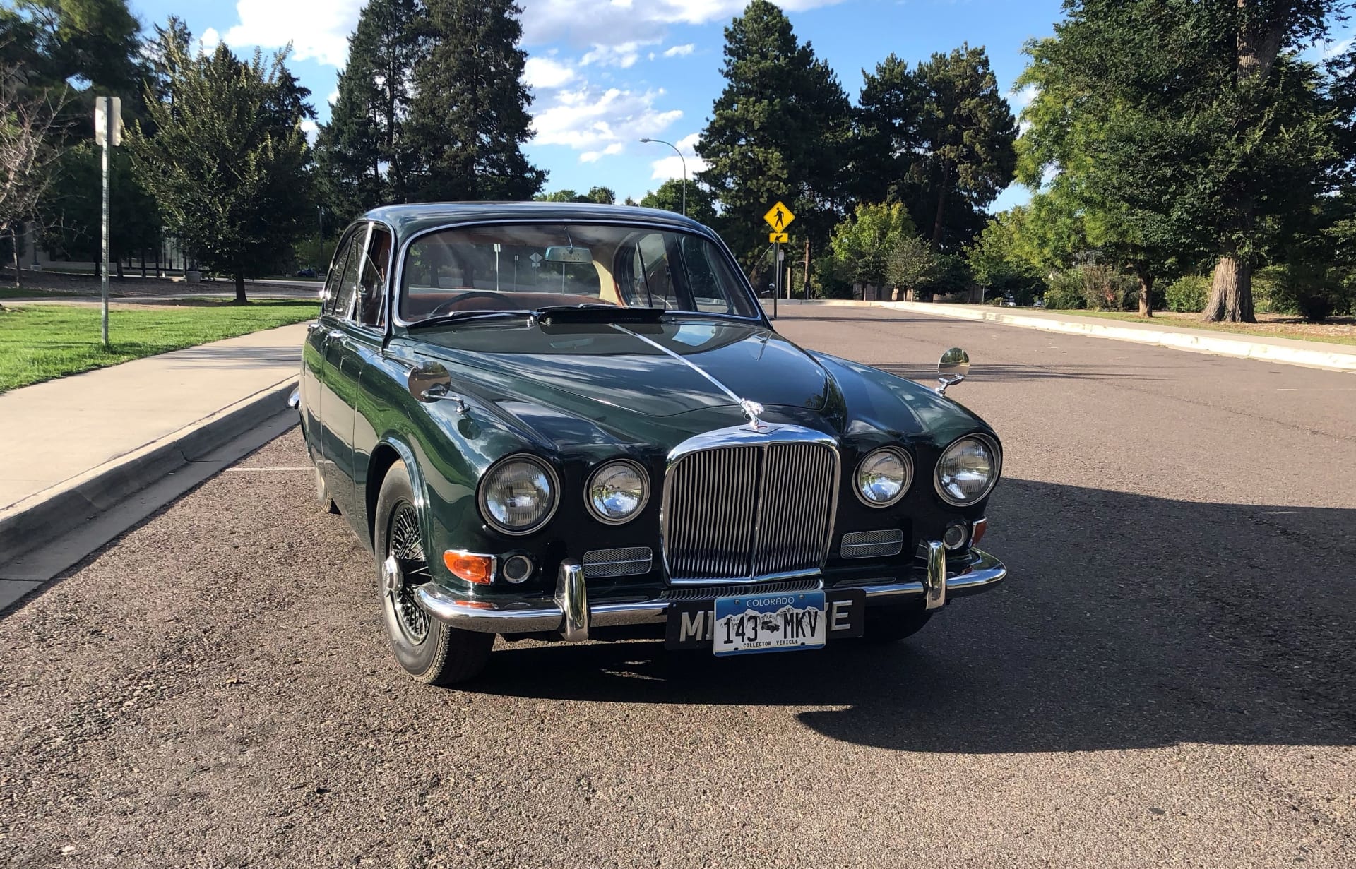 Jaguar 420 Saloon