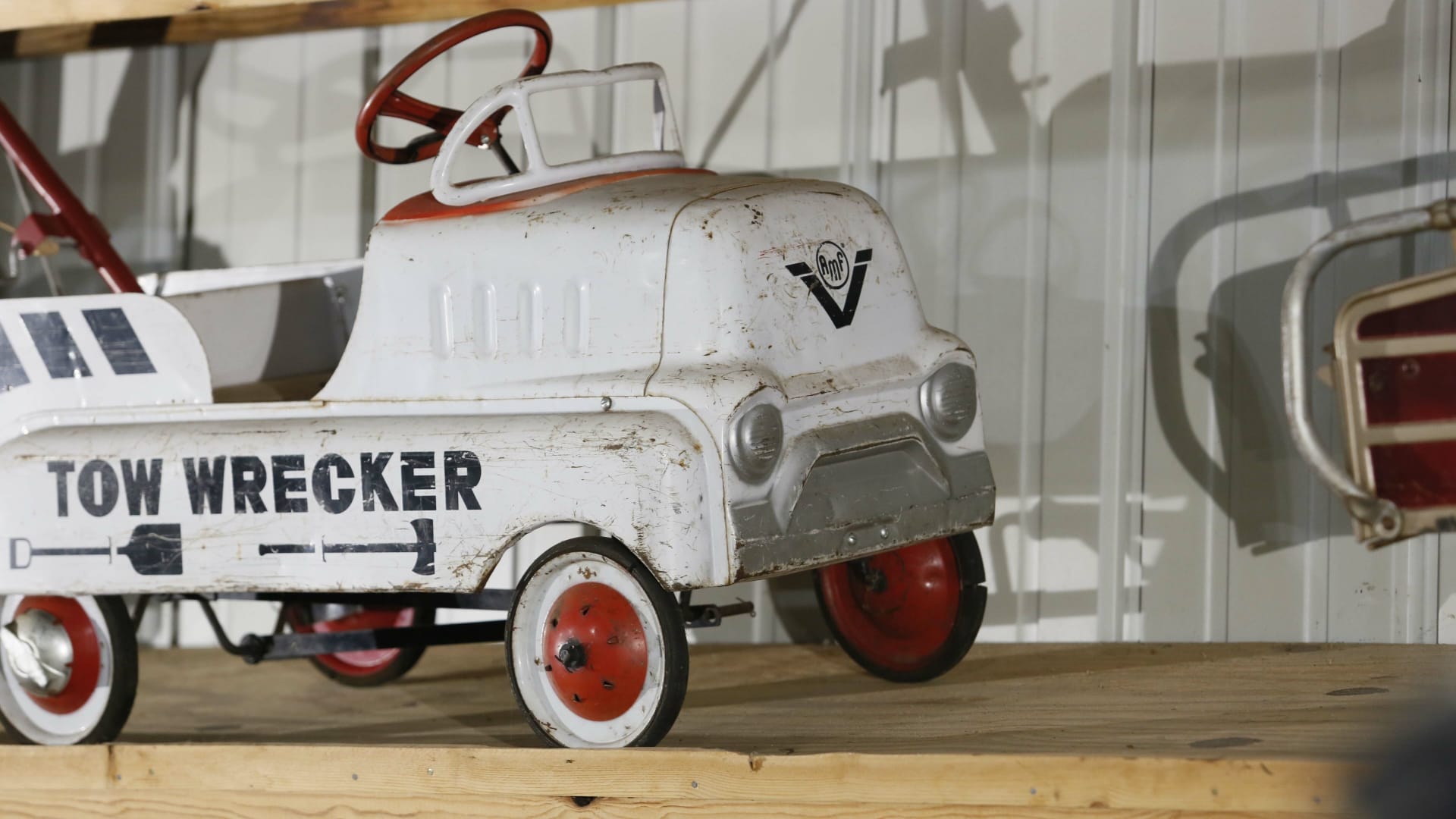 AMF Tow Wrecker Pedal Car at Elmer's Auto & Toy Museum Collection 2022