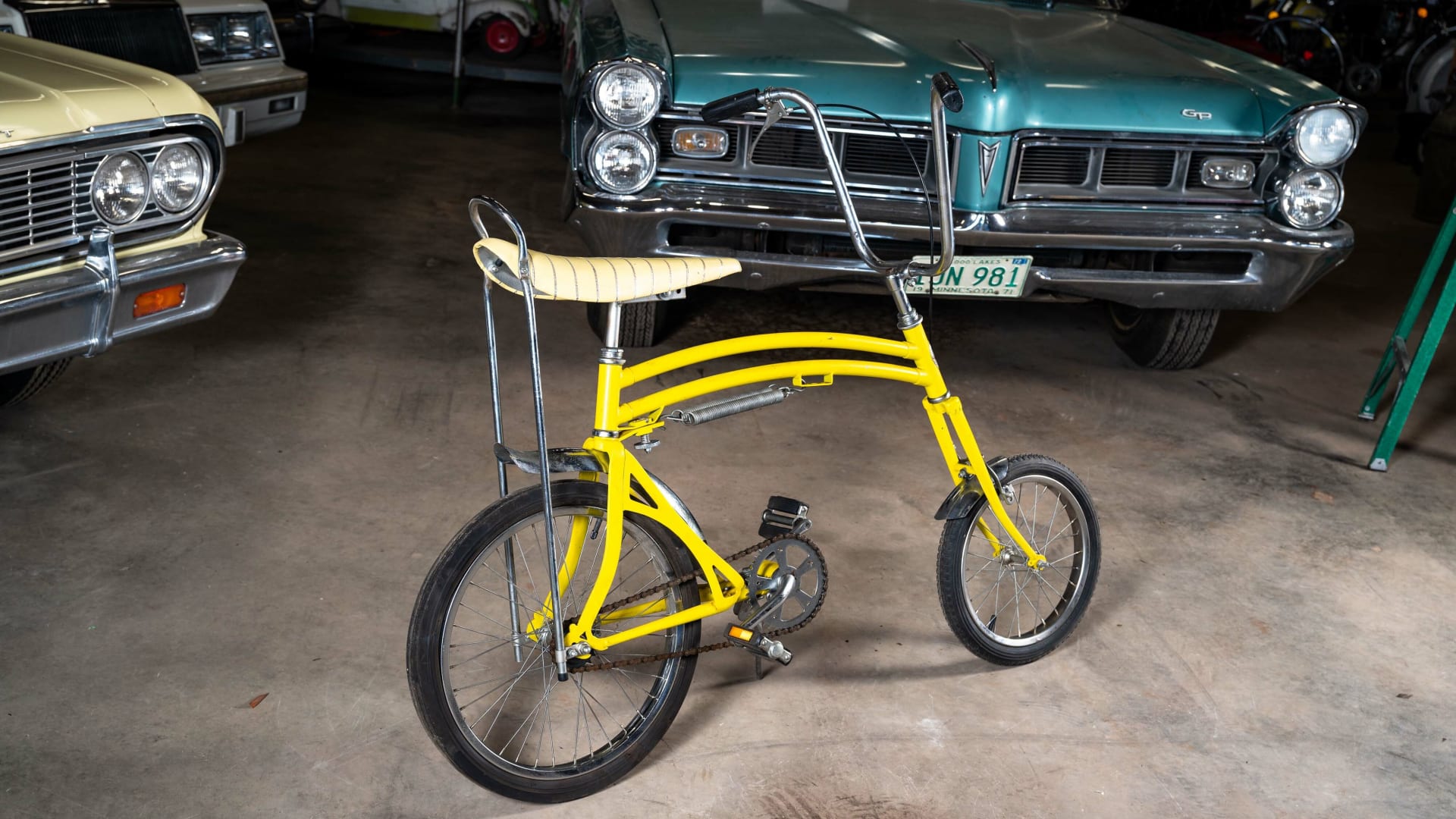 Schwinn Swing Bike at Elmer's Auto & Toy Museum Collection 2022 as T471