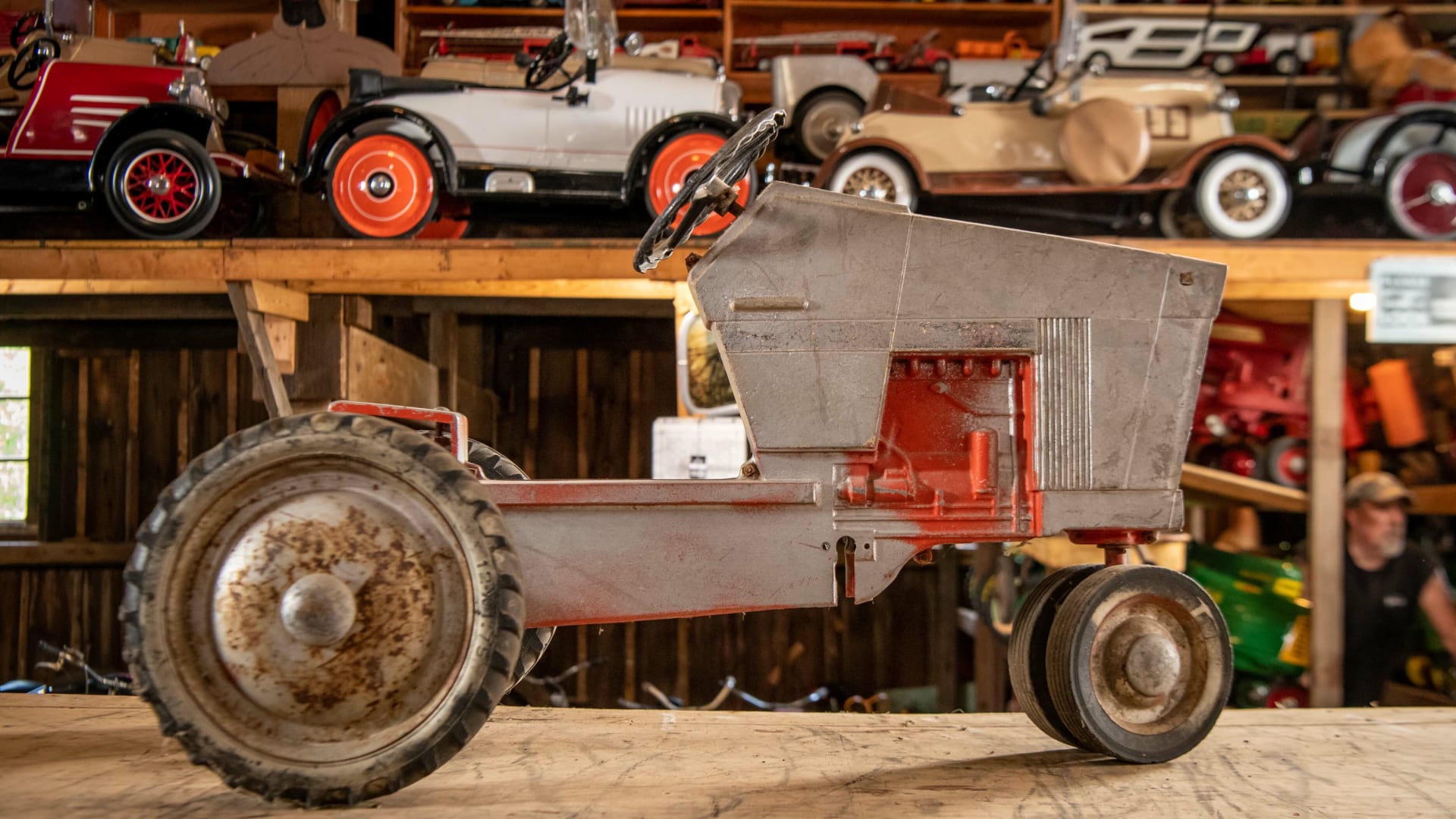 Case Pedal Tractor at Elmer's Auto & Toy Museum Collection 2022 as W157