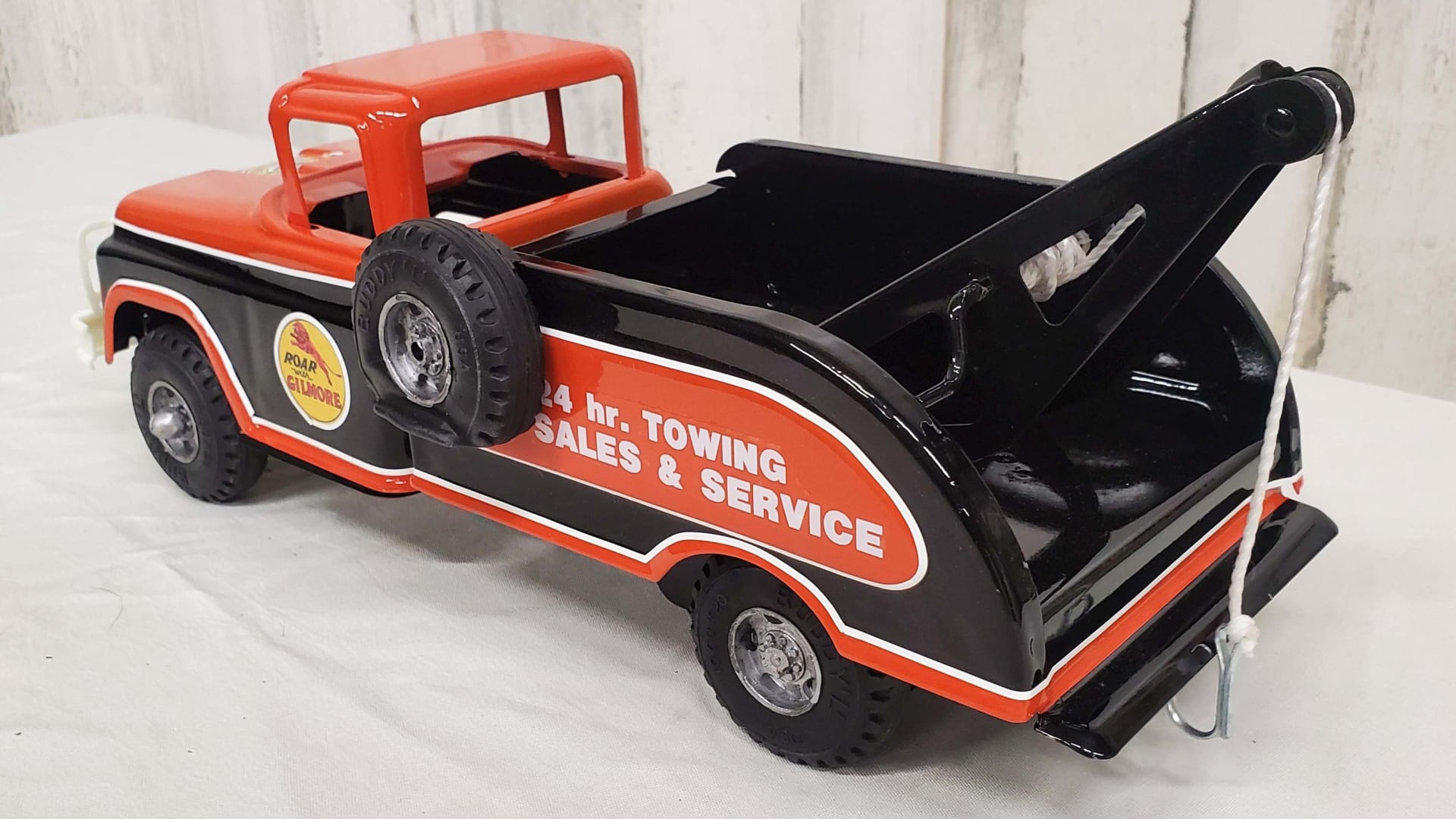 1950s Buddy L Gilmore Tow Truck at Kissimmee 2021 as Z520 Mecum Auctions