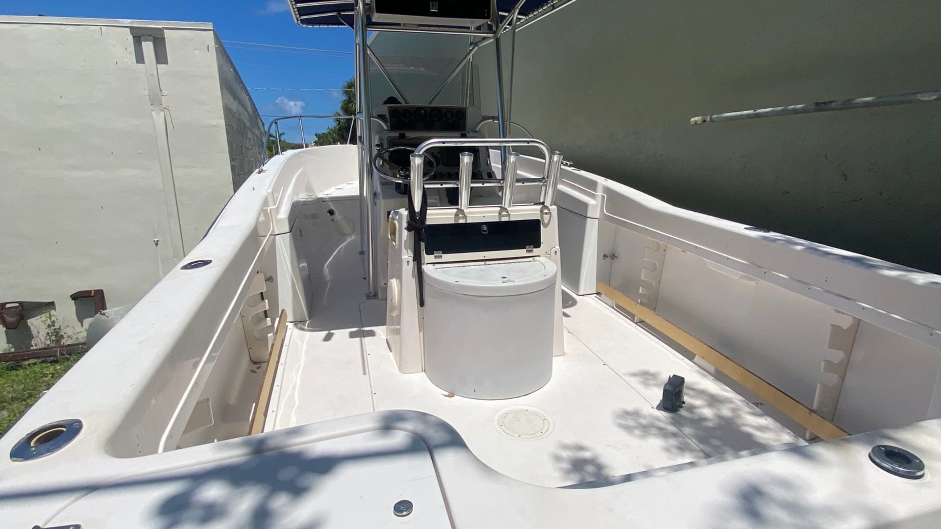 1995 Grady White Chase 26' at Kissimmee 2022 as L76 Mecum Auctions