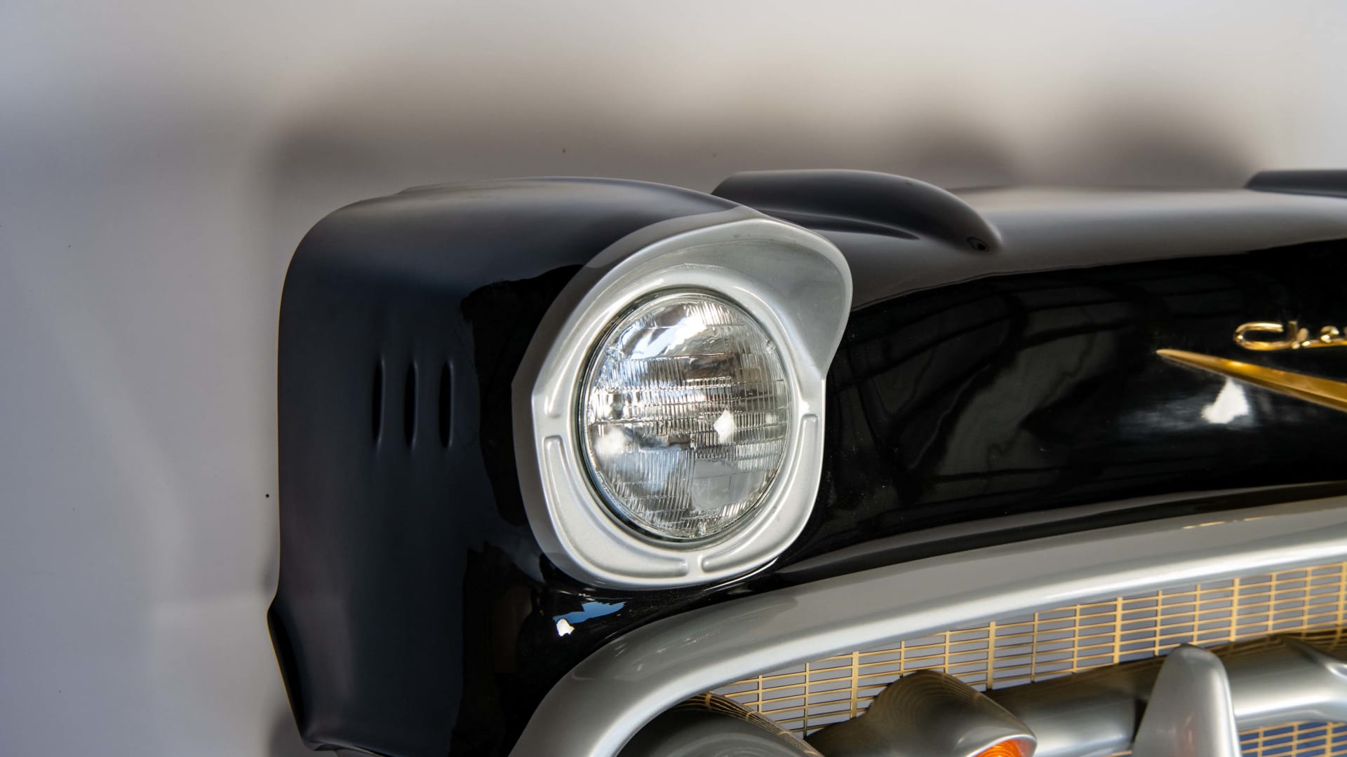 Chevrolet Front End Wall Hanging Display at Kissimmee 2022 as M718