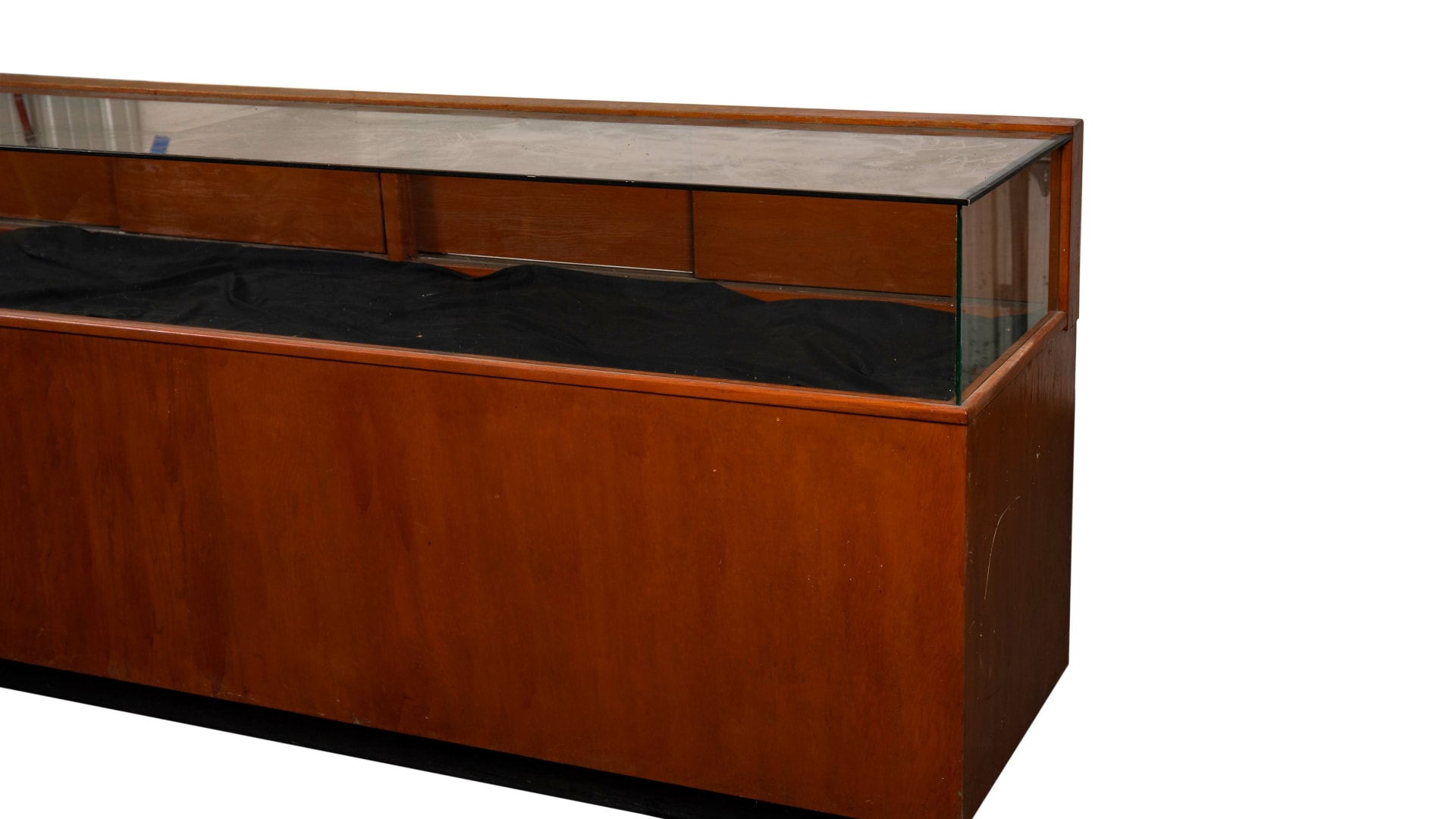 Display Case Wood Display Case with Glass Top at Kissimmee 2022 as X118