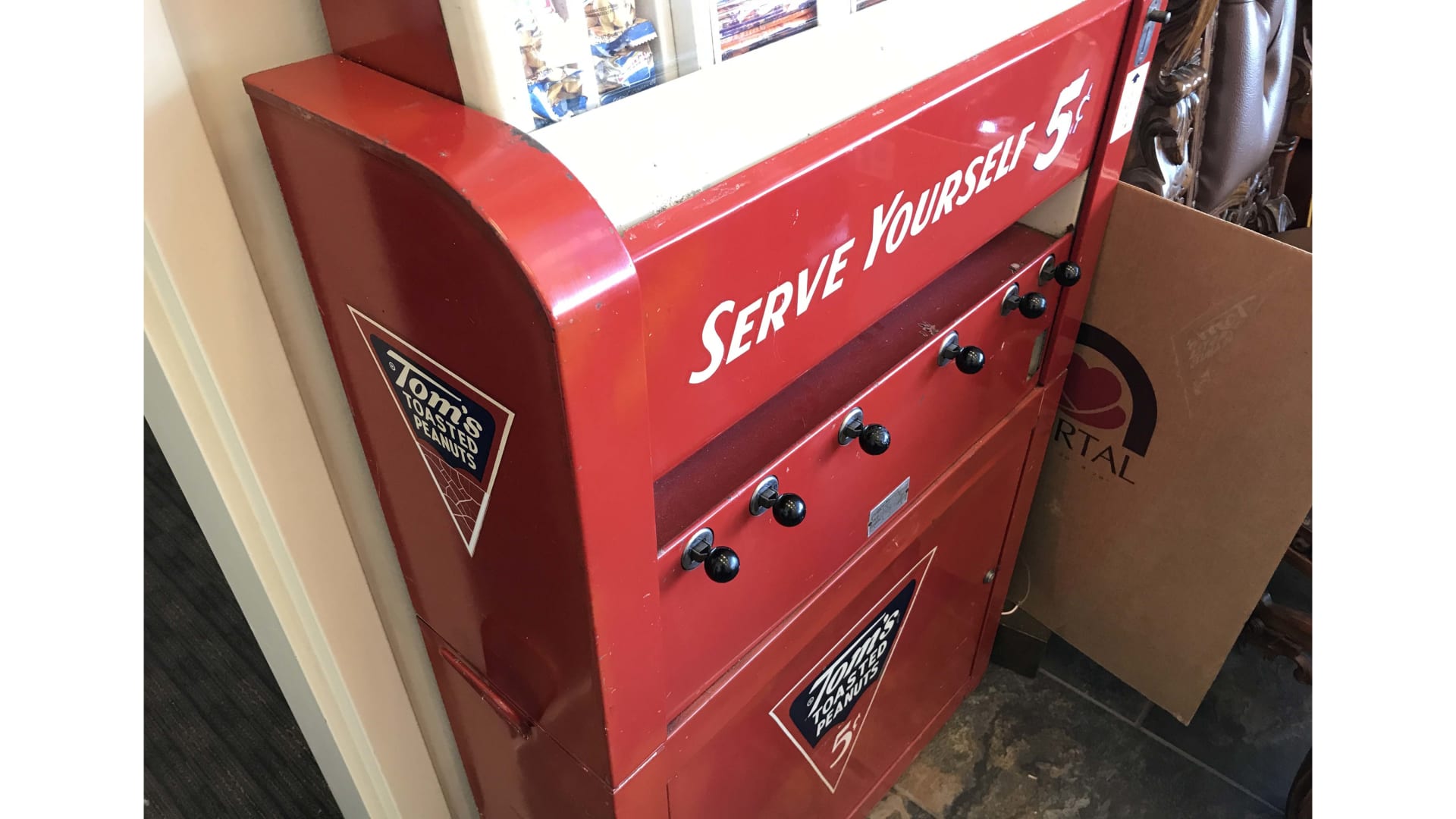 Vintage Candy Vending Machine at Kissimmee Road Art 2019 as A260