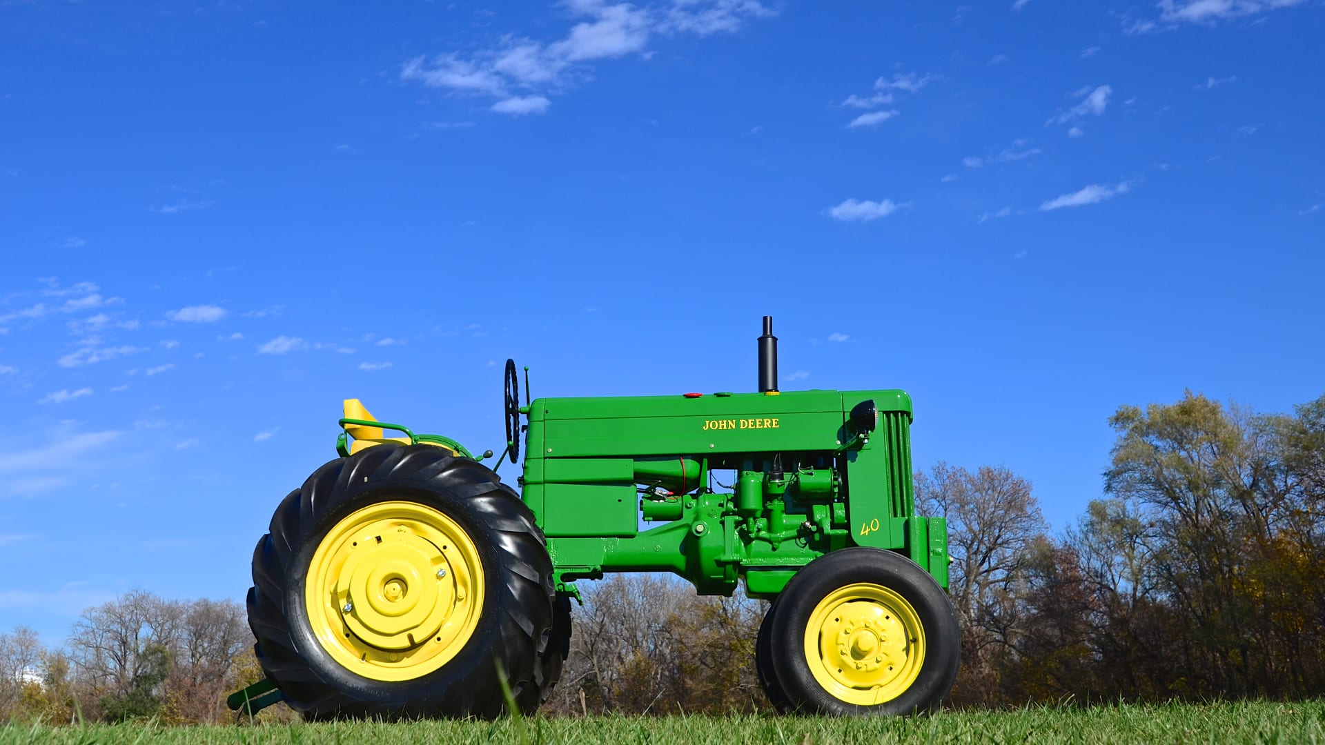 John Deere 40S All Fuel at Gone Farmin' Tractor Spring Classic 2016 as