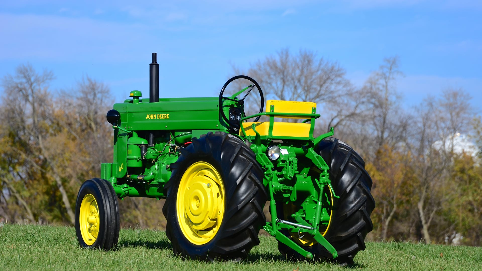 John Deere 40S All Fuel at Gone Farmin' Tractor Spring Classic 2016 as