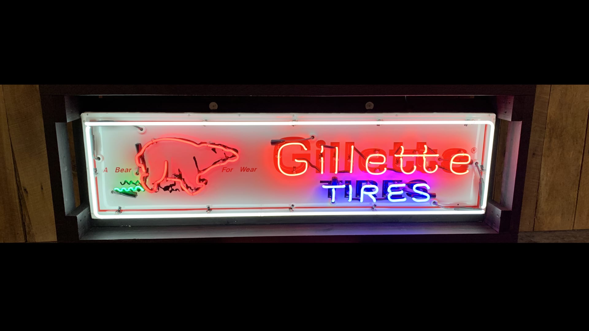 Gillette Tires NOS Dealership SSTN 60x9x17 at Davenport 2020 as H5