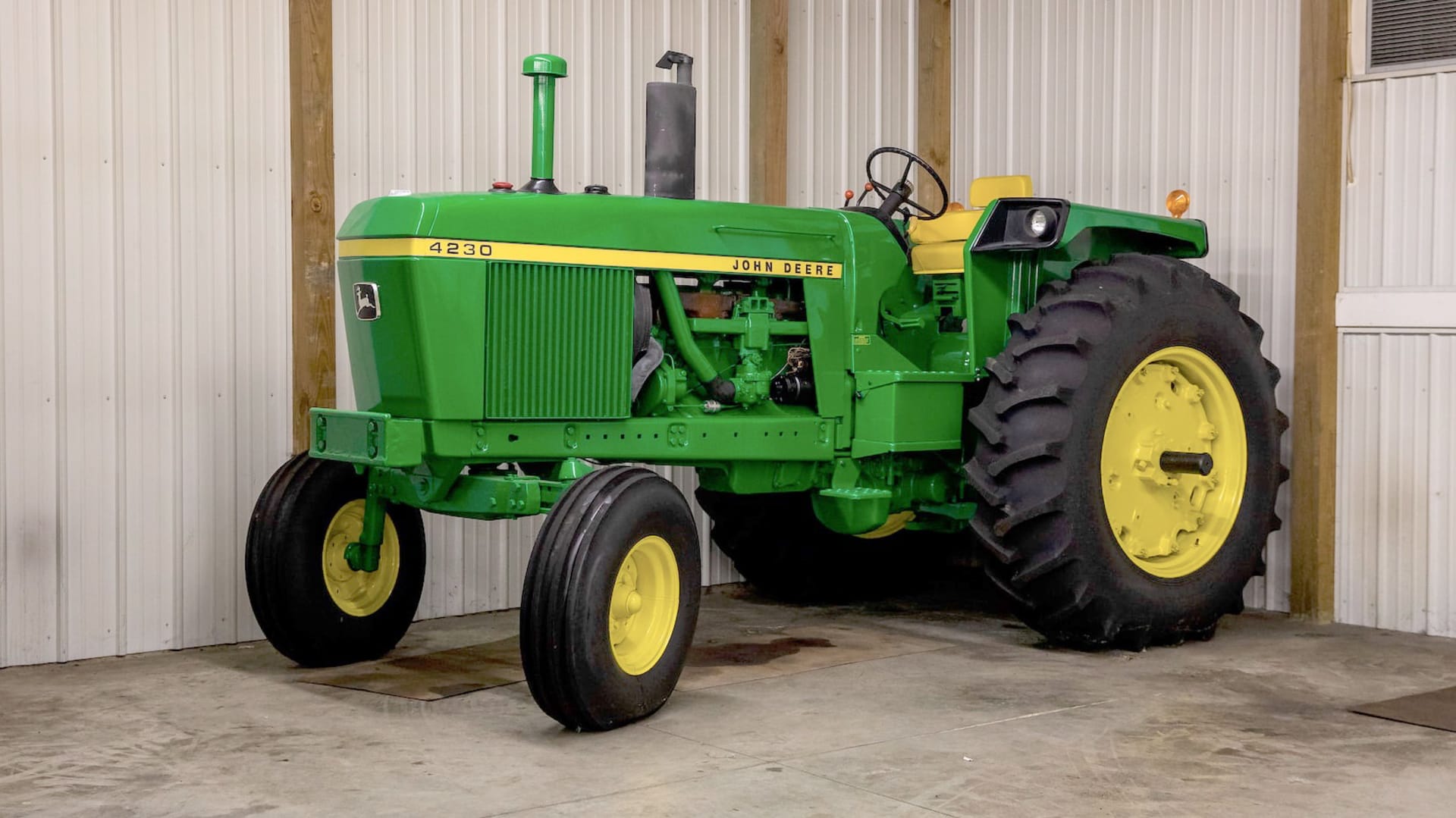 1973 John Deere 4230 at Gone Farmin' Spring Classic 2022 as F72 Mecum