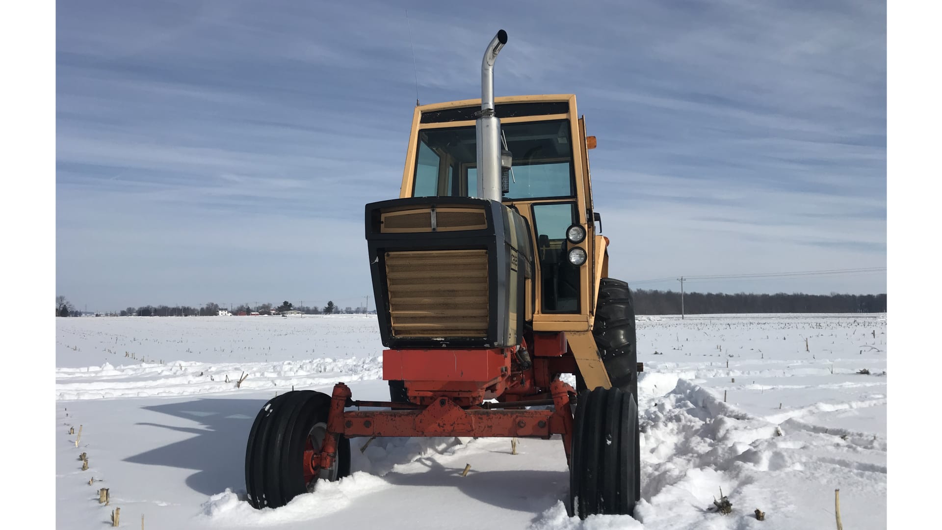 1970 Case 870 Gold Demonstrator at Gone Farmin' Spring Classic 2022 as ...