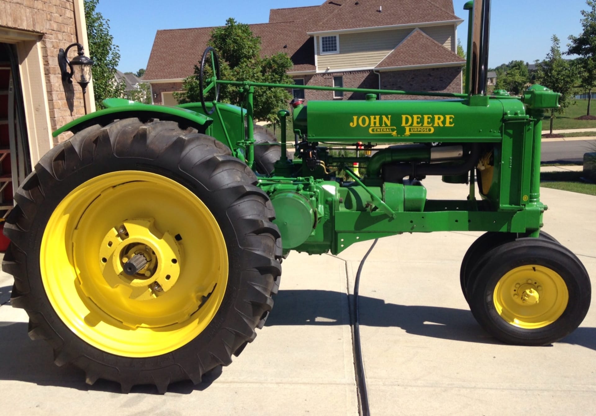 1938 John Deere G Unstyled at Gone Farmin' Tractor Spring Classic 2014