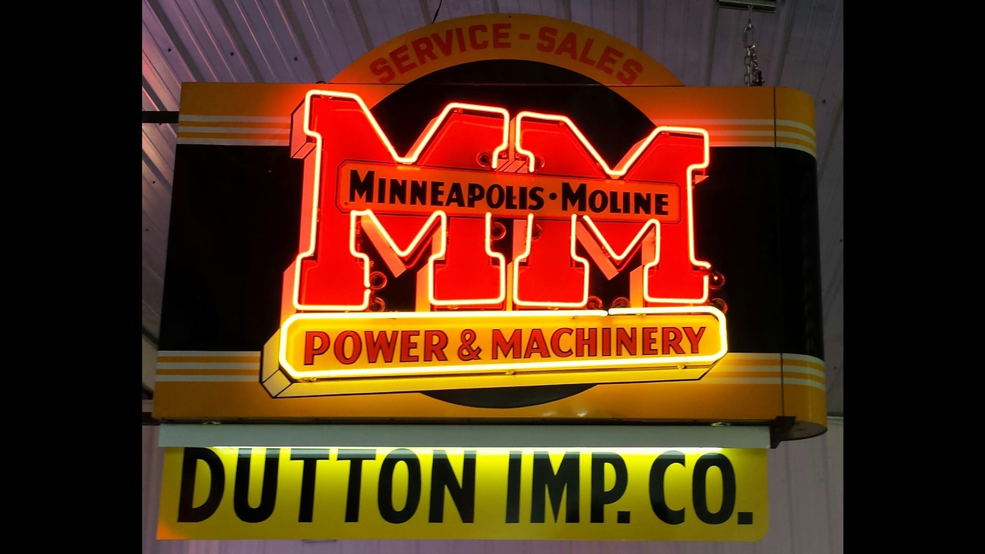 Minneapolis Moline DSPN 48x60 at Gone Farmin' Iowa 2014 as M137 Mecum