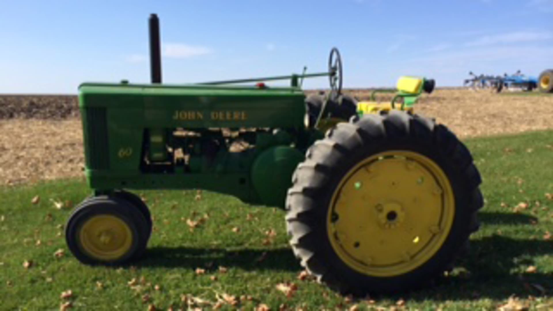 1954 John Deere 60 Row Crop At Gone Farmin Iowa 2014 As F110 Mecum Auctions 0419