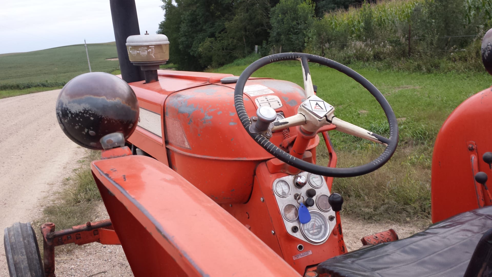 1967 Allis Chalmers D17 Series 4 Gas at Gone Farmin' Iowa 2014 as S66