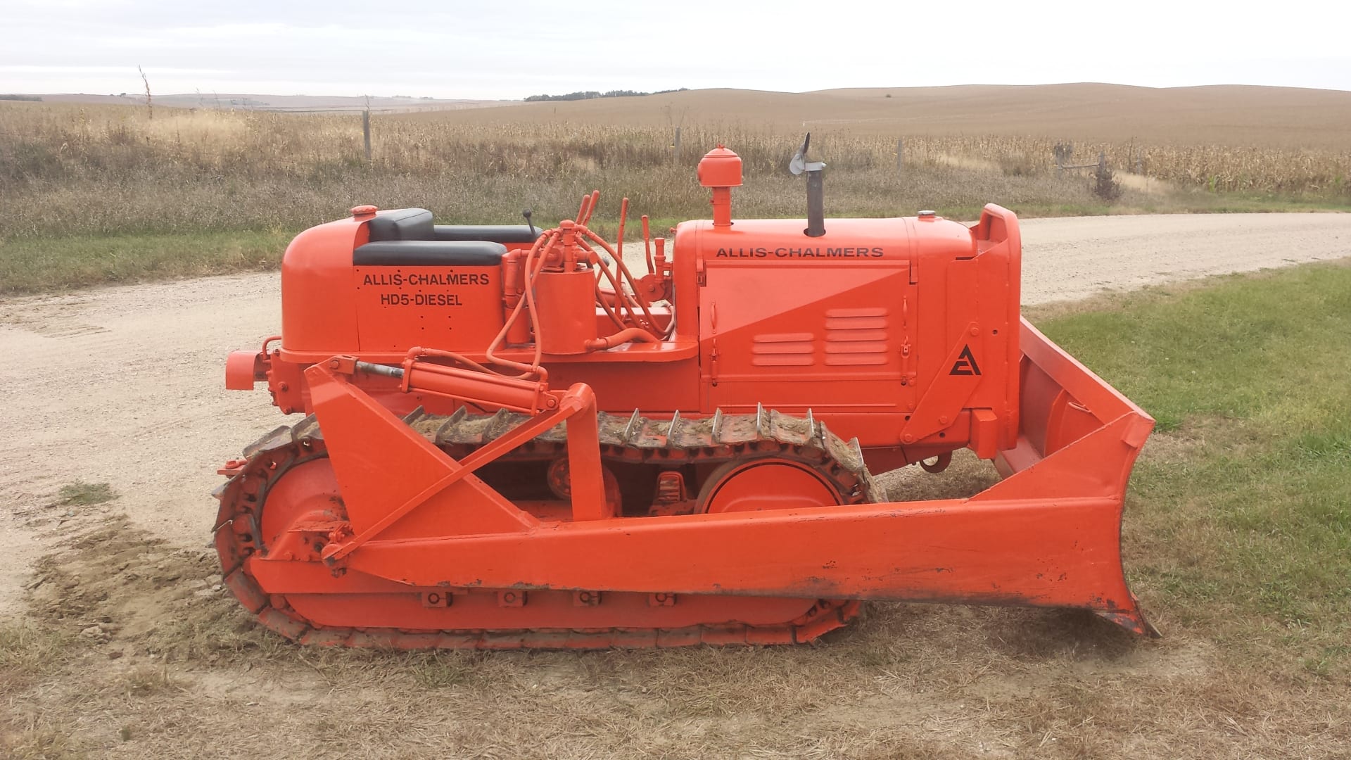 1953 Allis Chalmers HD5 at Gone Farmin